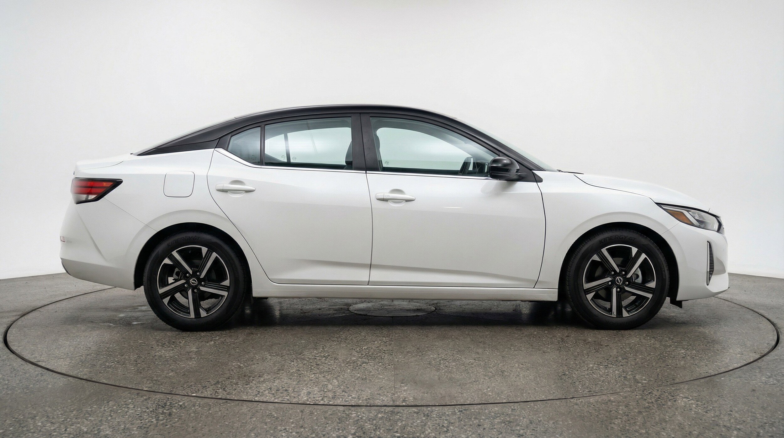 Thumbnail: 2025 Nissan Sentra - 11