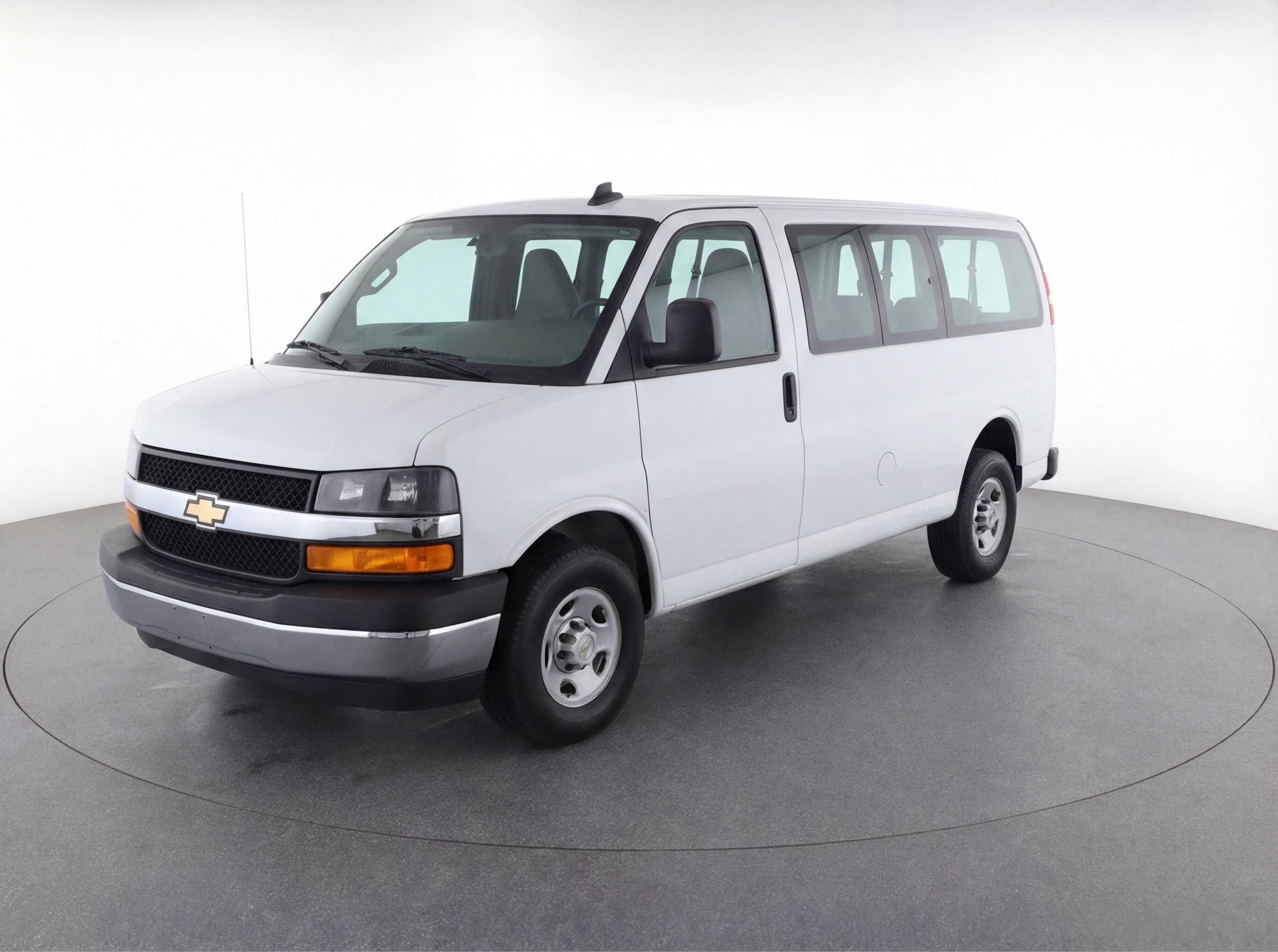 Thumbnail: 2024 Chevrolet Express - 3