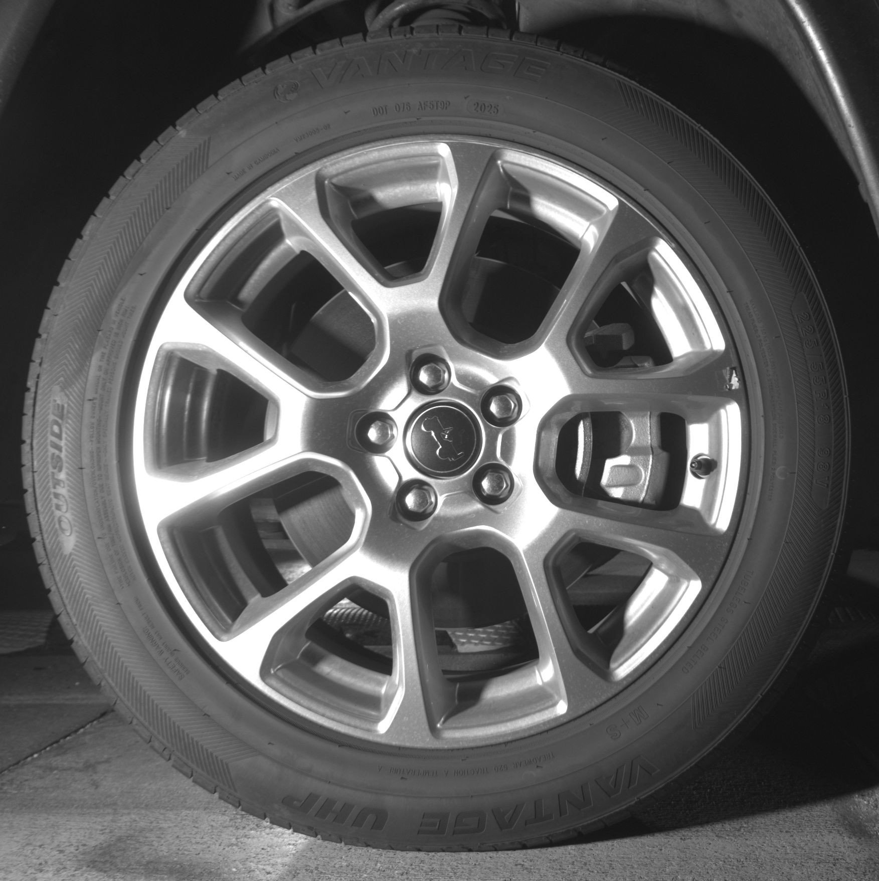 Thumbnail: 2025 Jeep Compass - 13