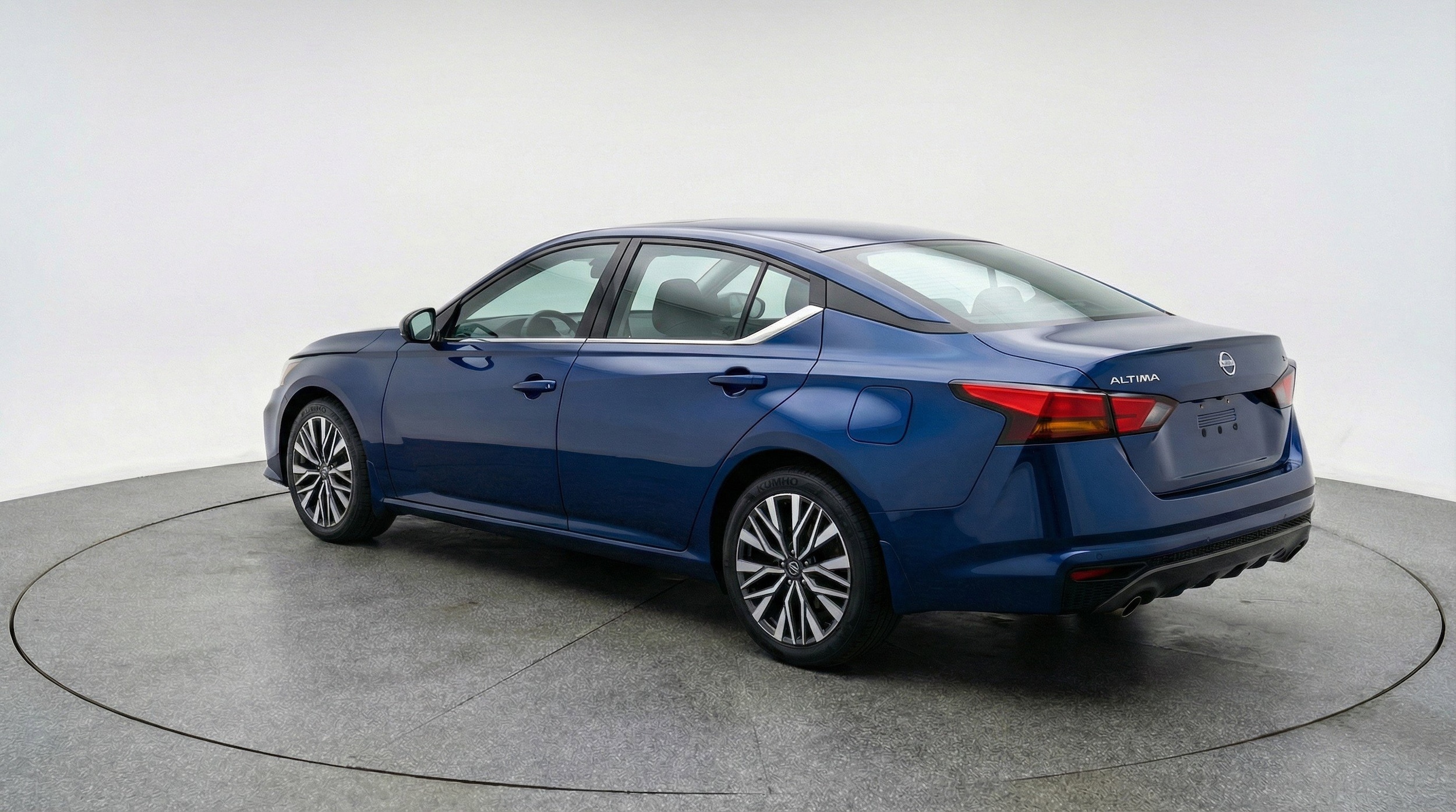 Thumbnail: 2025 Nissan Altima - 6