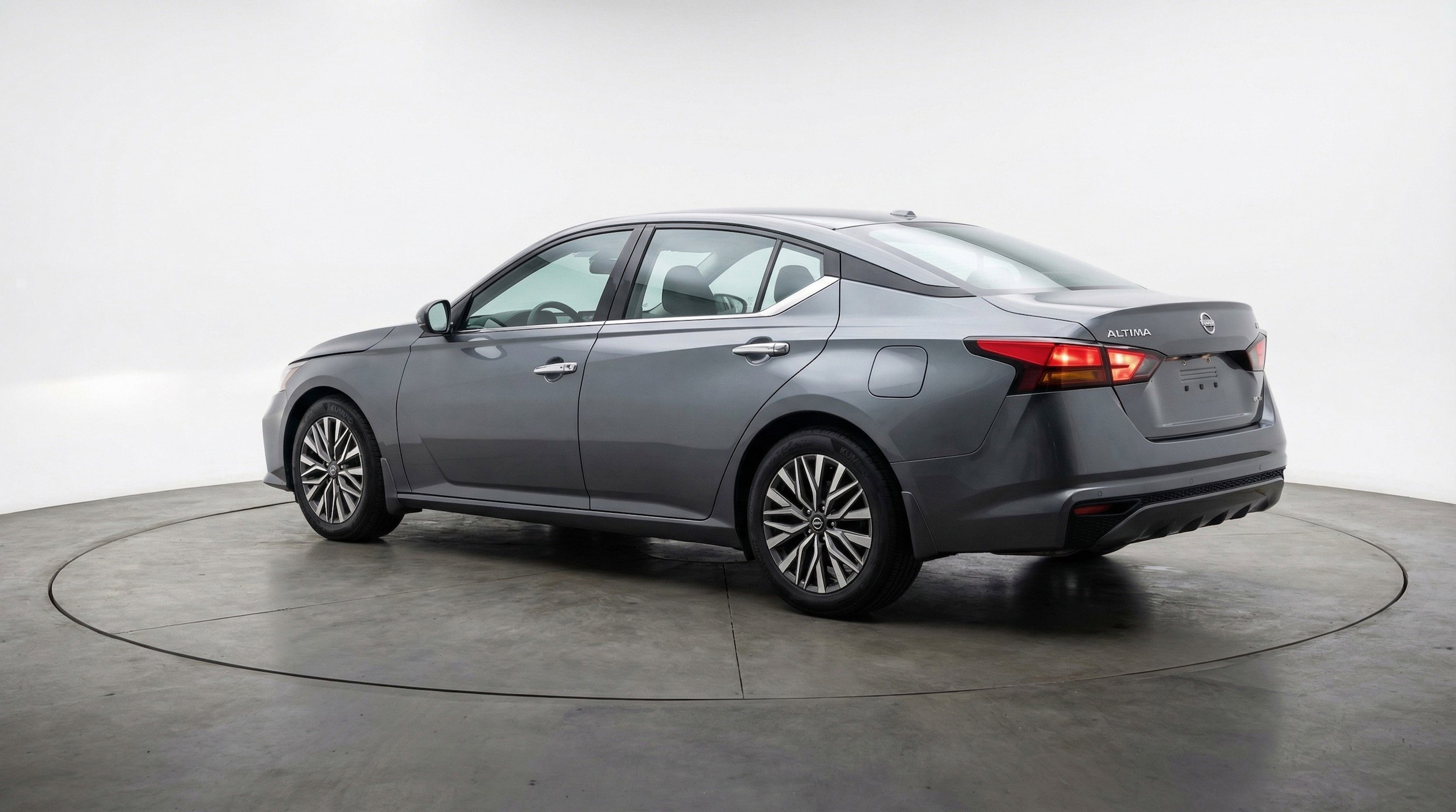 Thumbnail: 2025 Nissan Altima - 6