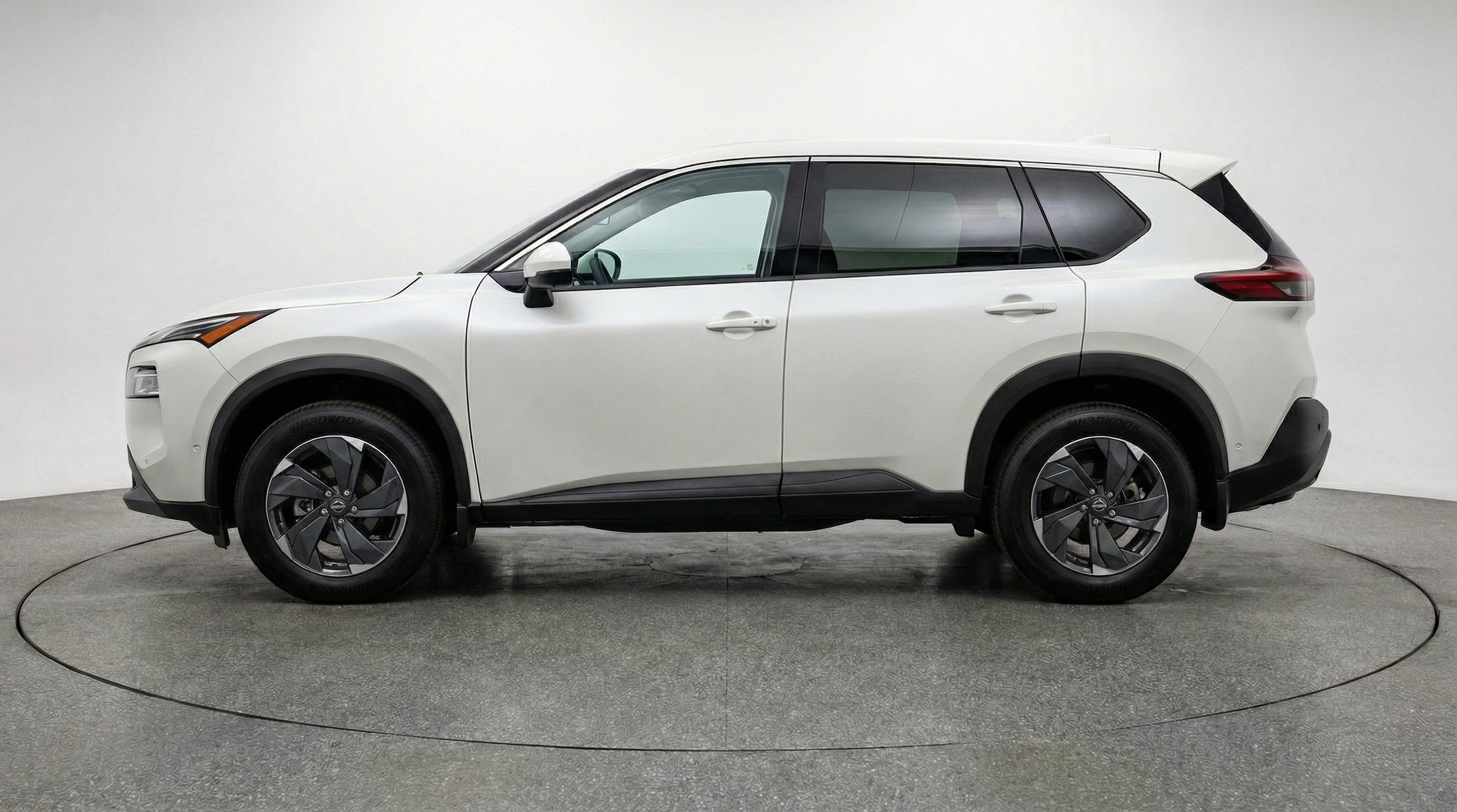 Thumbnail: 2025 Nissan Rogue - 4