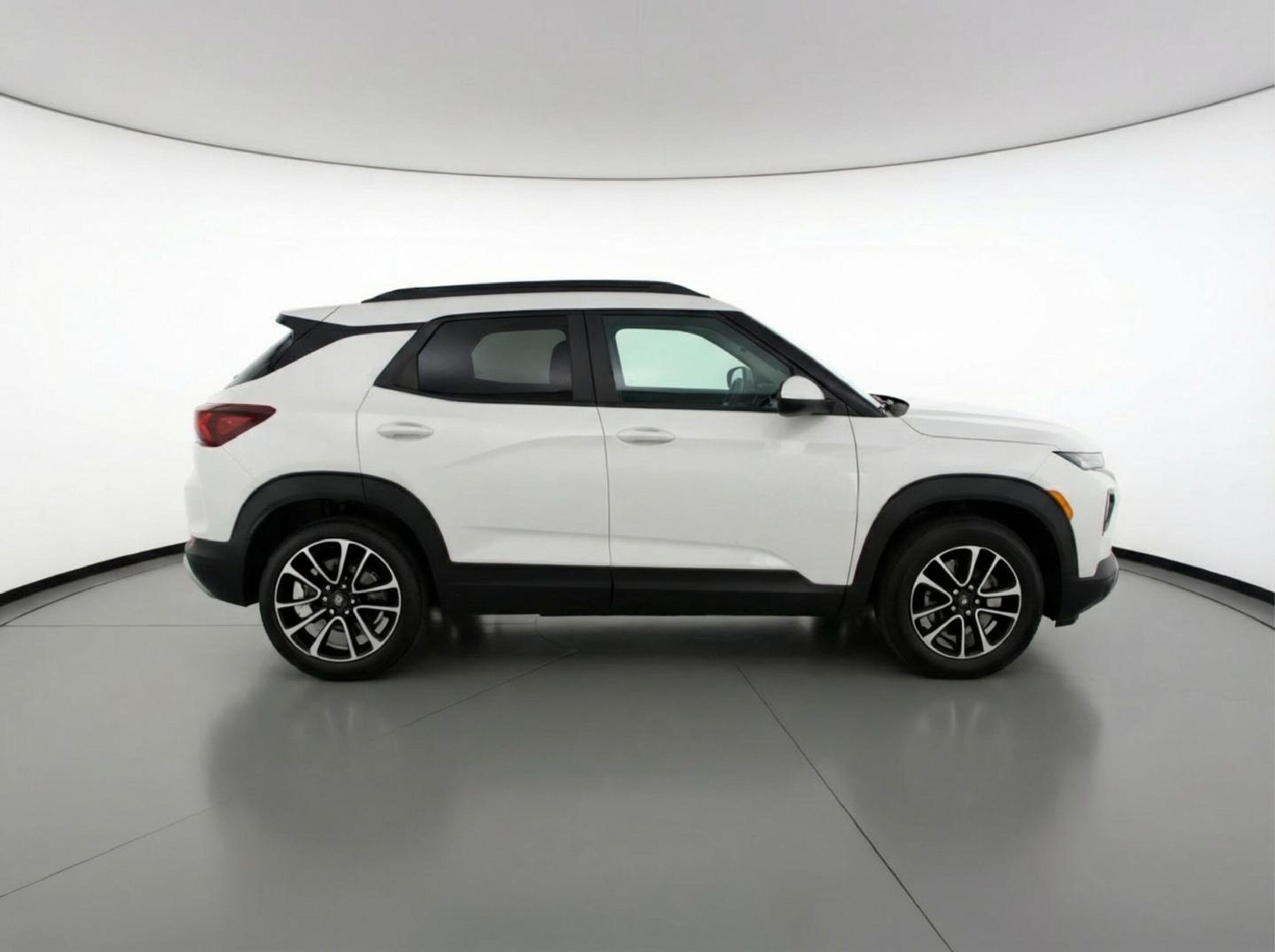 Thumbnail: 2025 Chevrolet TrailBlazer - 8