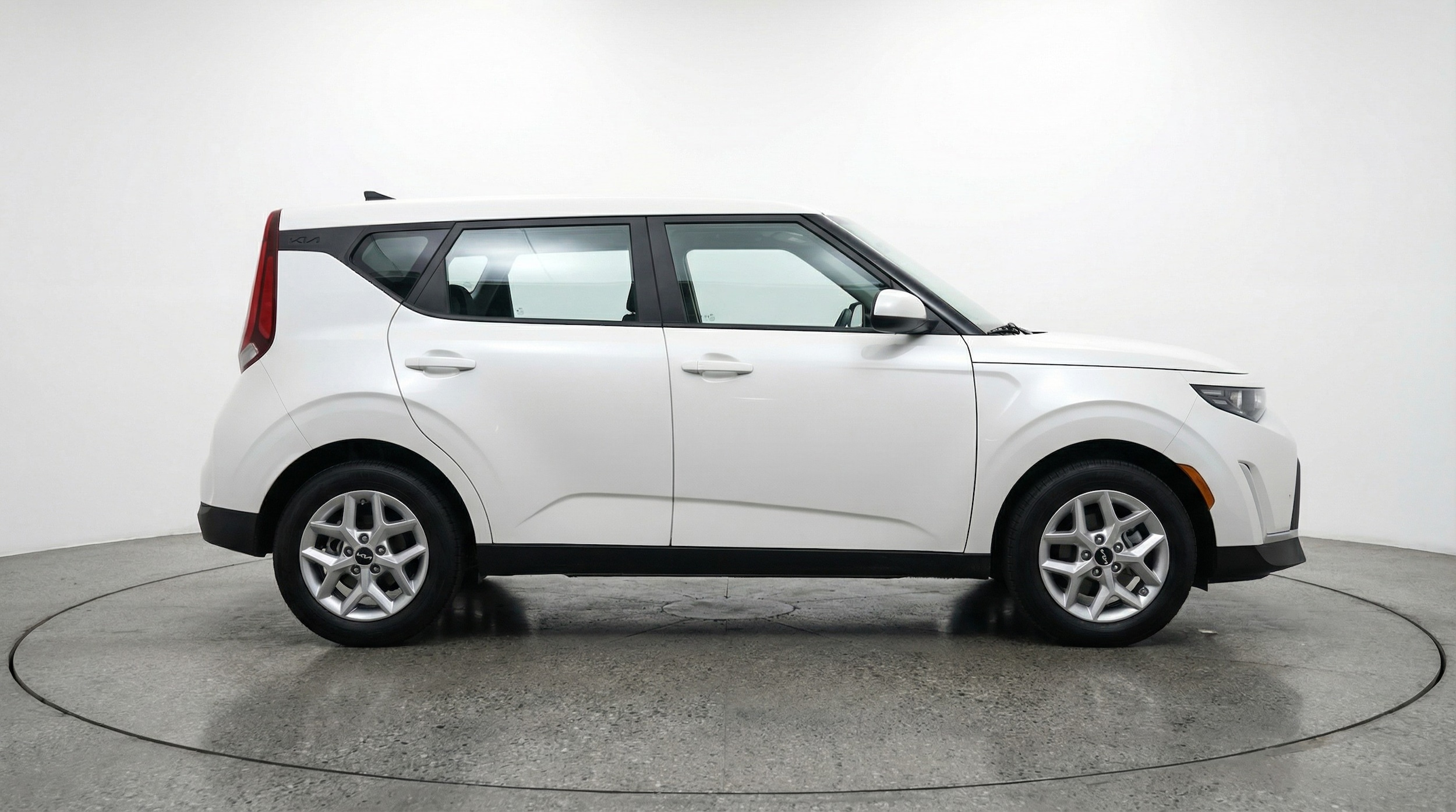 Thumbnail: 2025 Kia Soul - 8