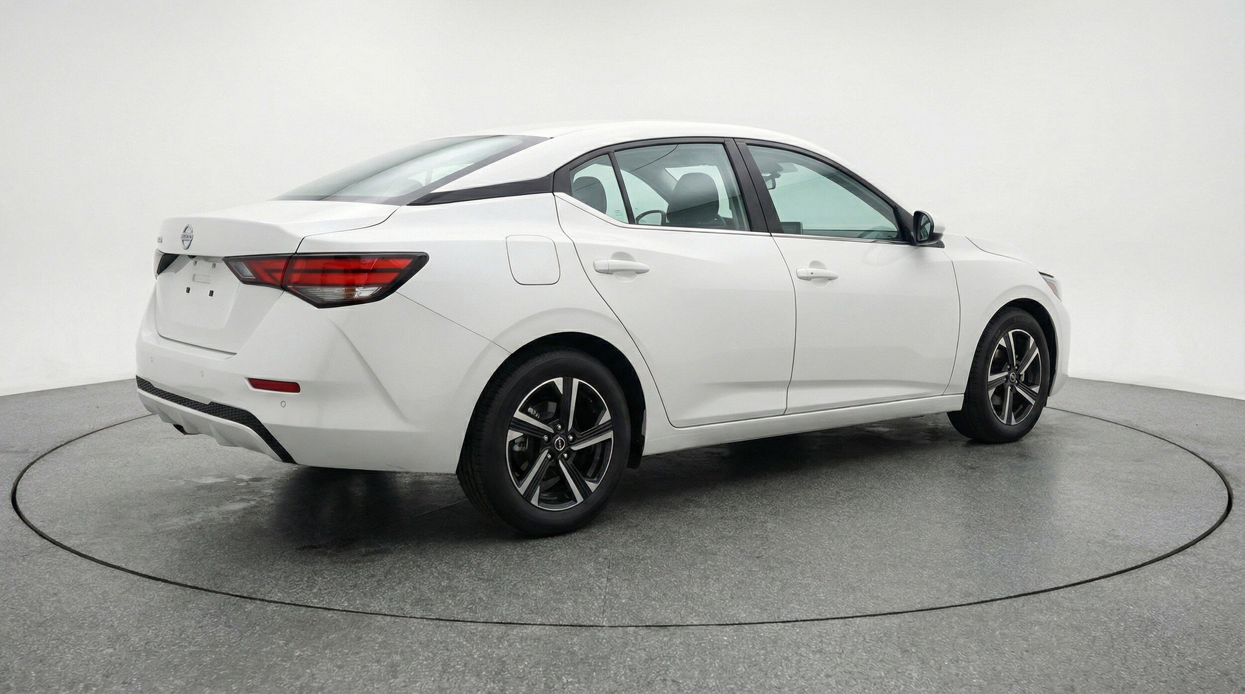 Thumbnail: 2025 Nissan Sentra - 9