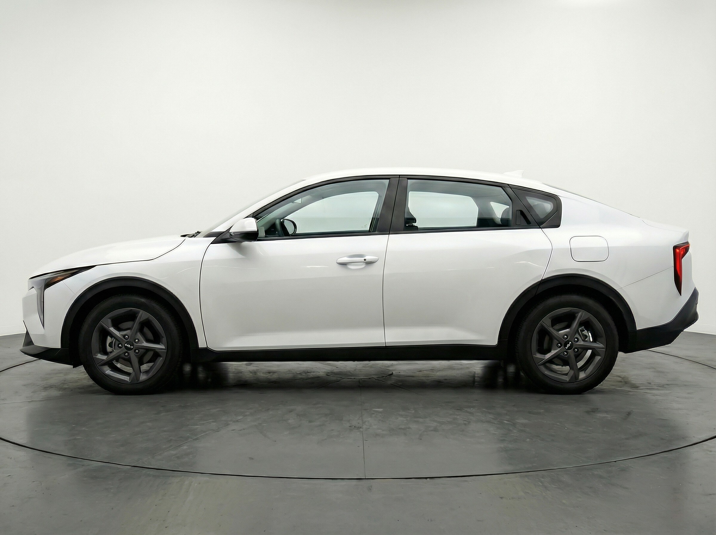 Thumbnail: 2025 Kia K4 - 4