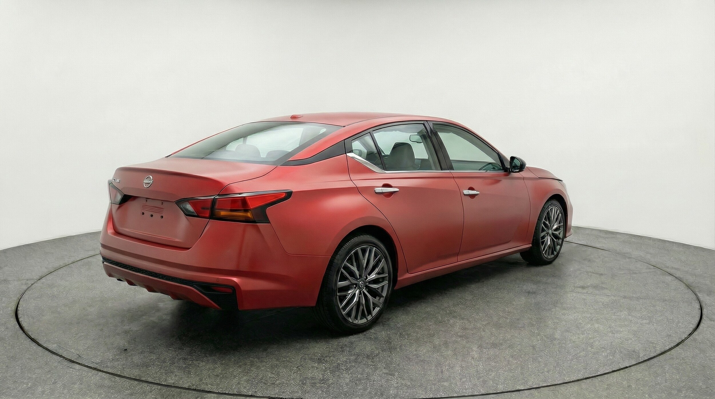 Thumbnail: 2025 Nissan Altima - 9