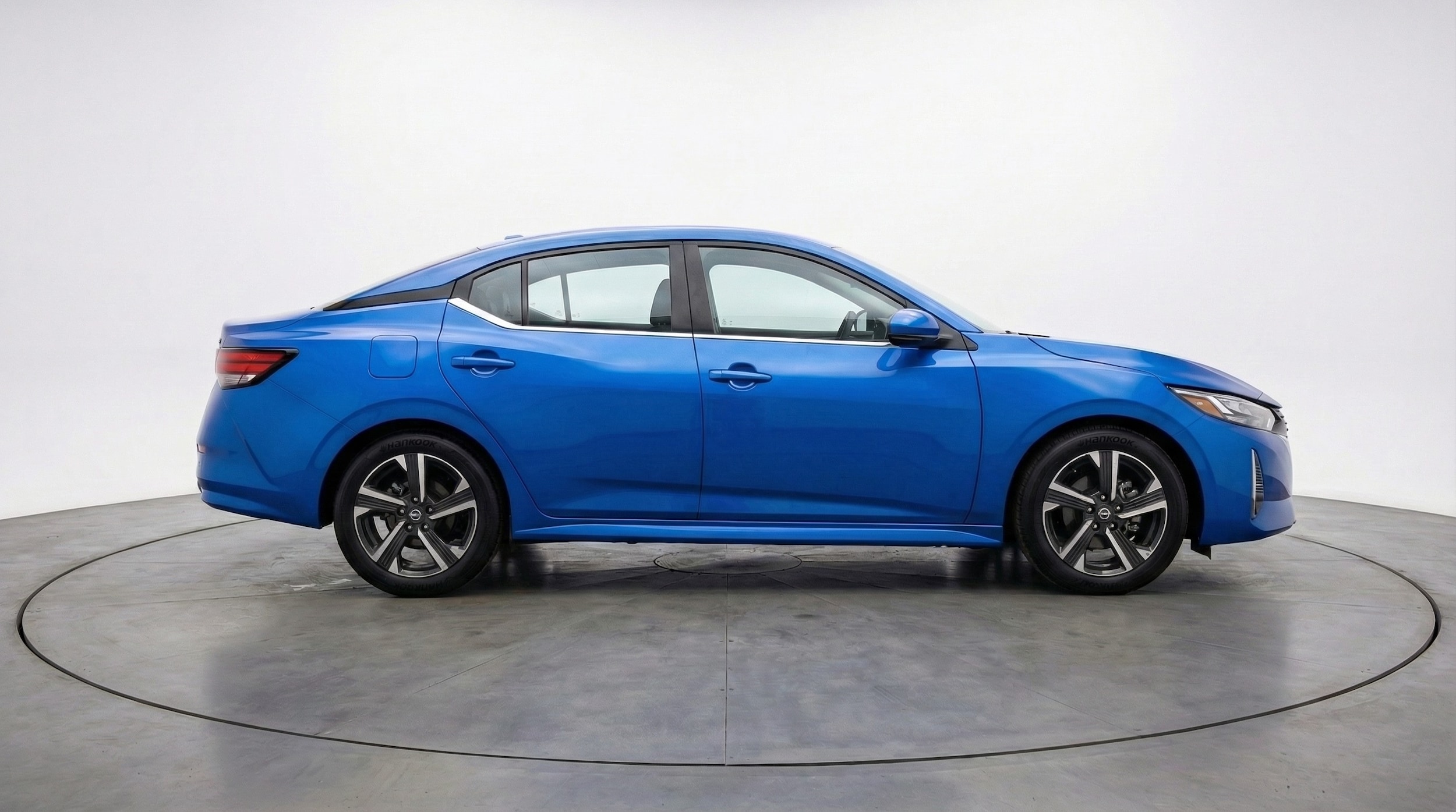 Thumbnail: 2025 Nissan Sentra - 8