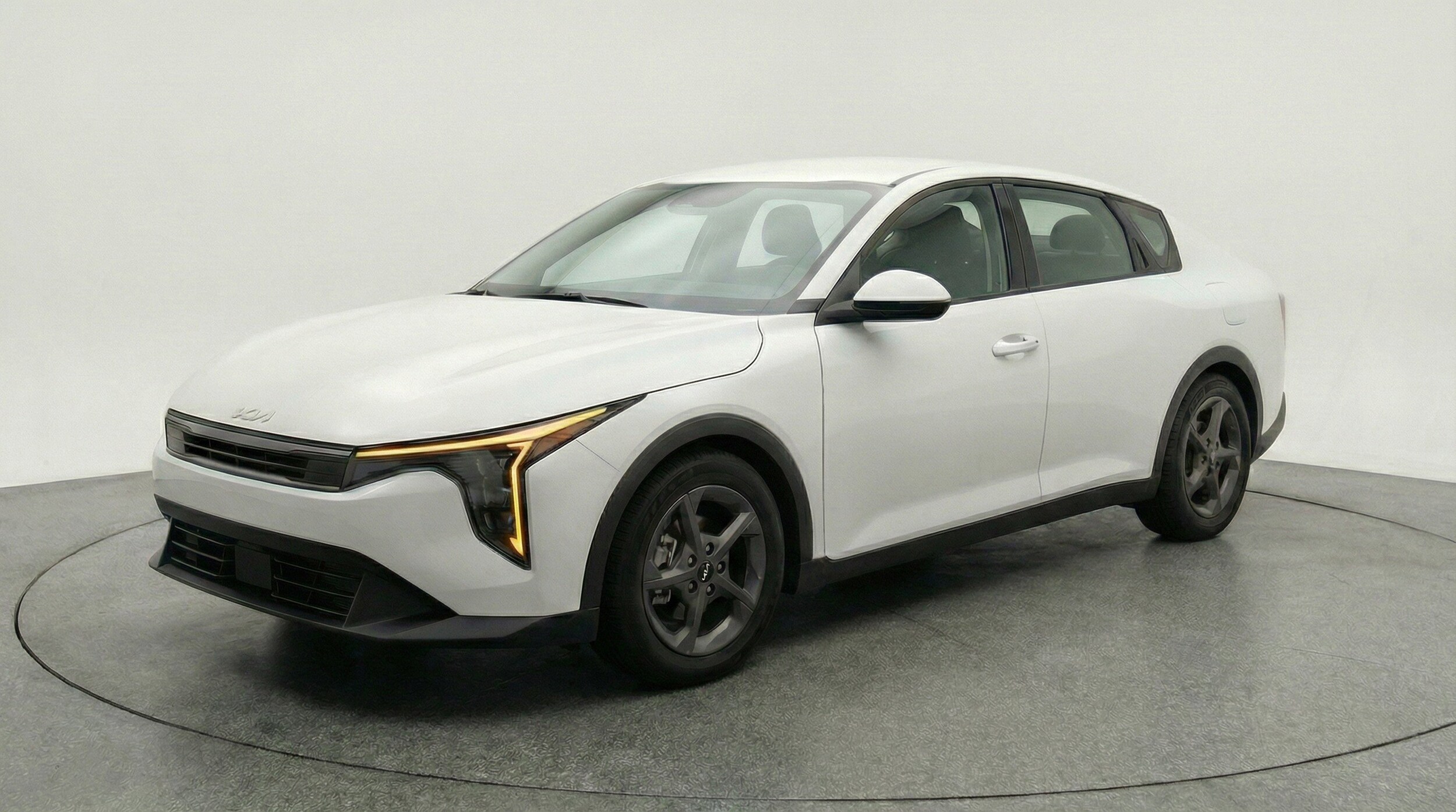 Thumbnail: 2025 Kia K4 - 3