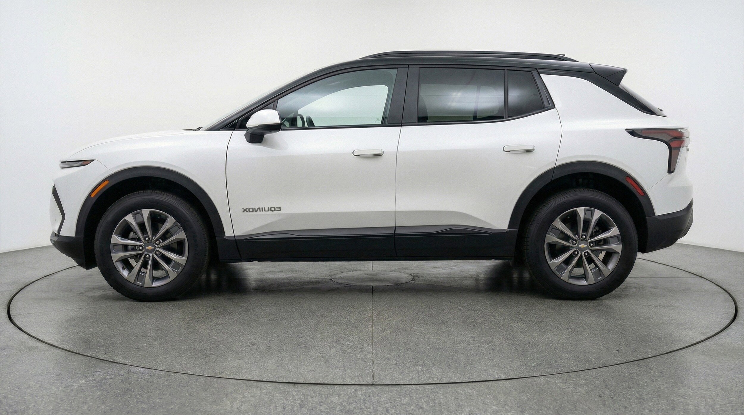 Thumbnail: 2025 Chevrolet Equinox - 5