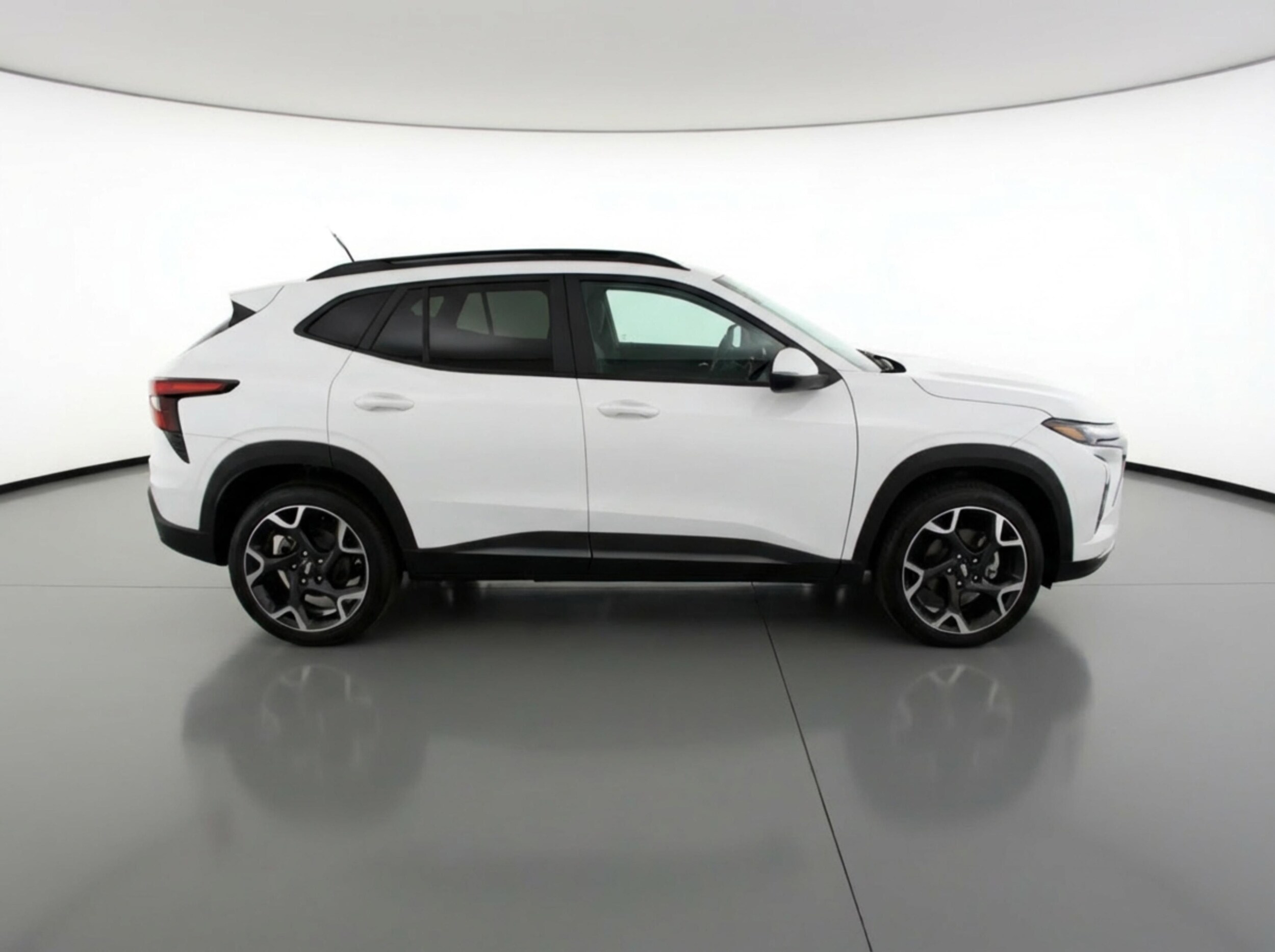 Thumbnail: 2025 Chevrolet Trax - 8