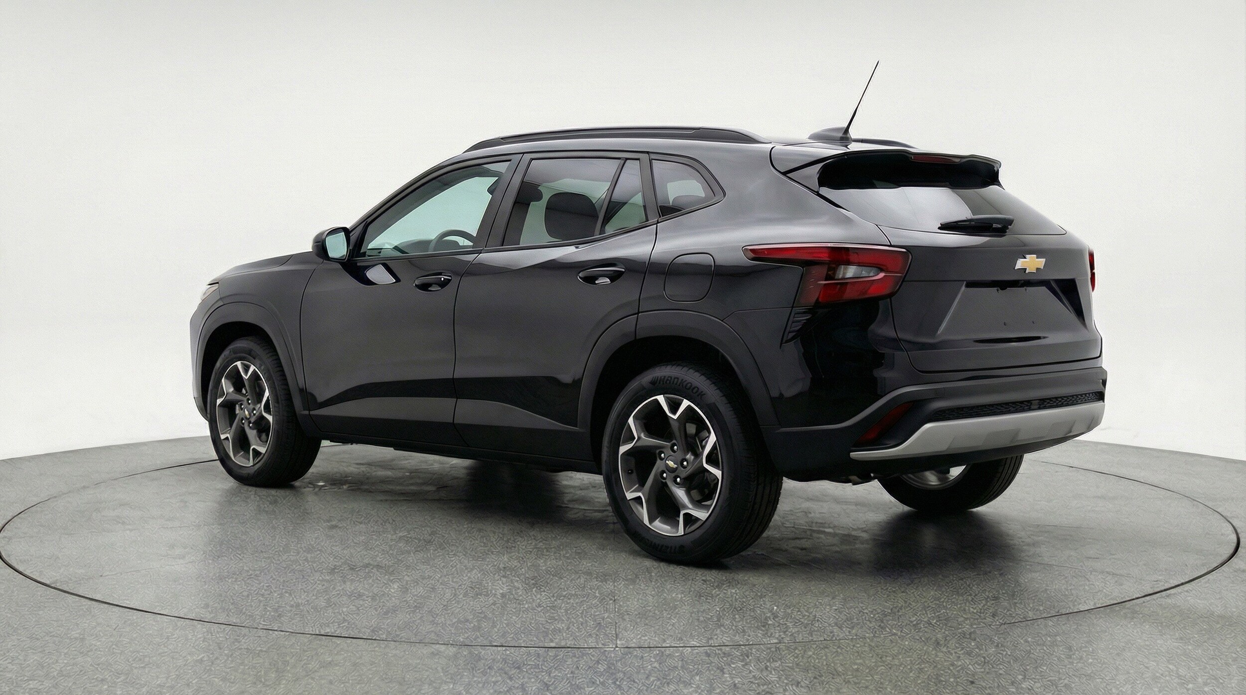 Thumbnail: 2025 Chevrolet Trax - 6