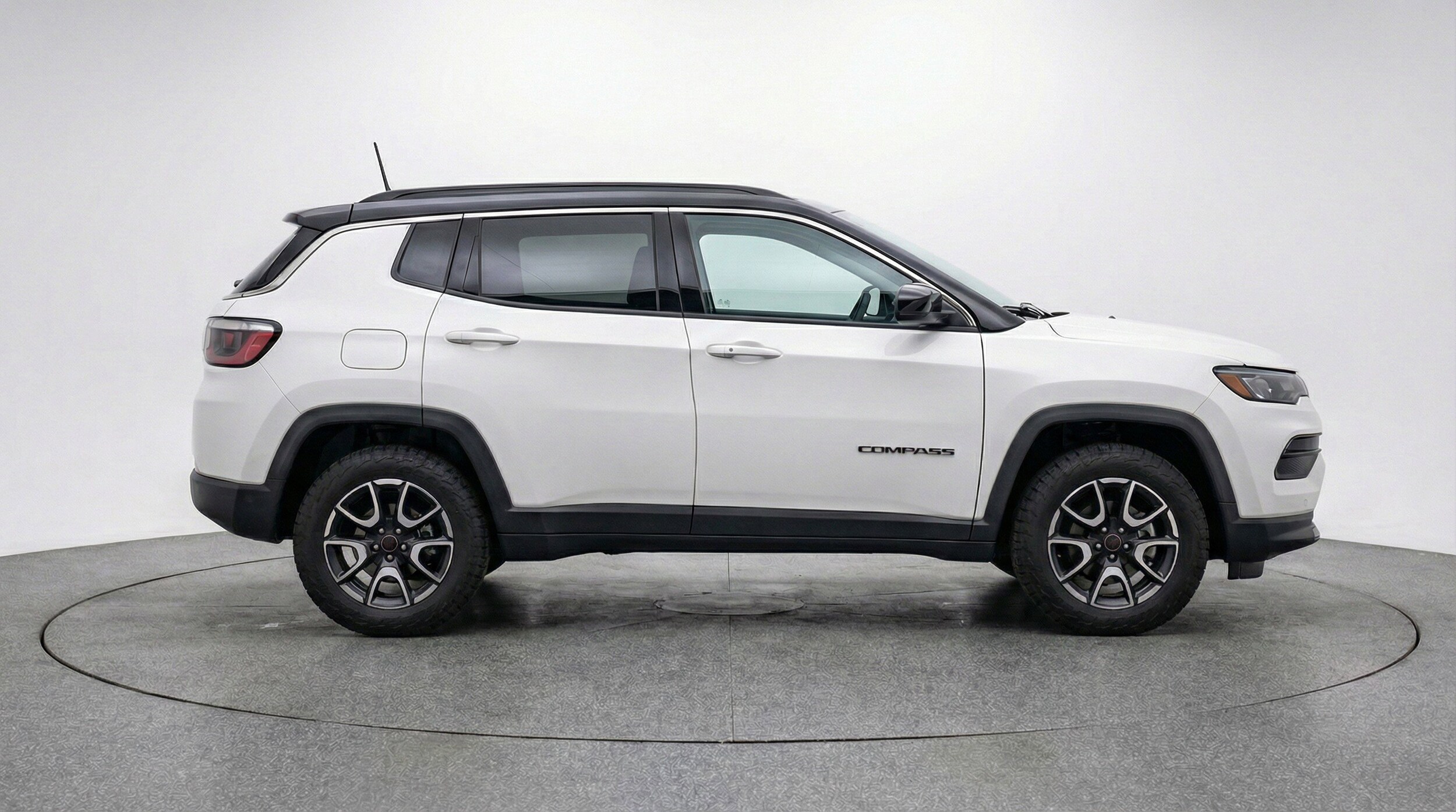 Thumbnail: 2025 Jeep Compass - 11