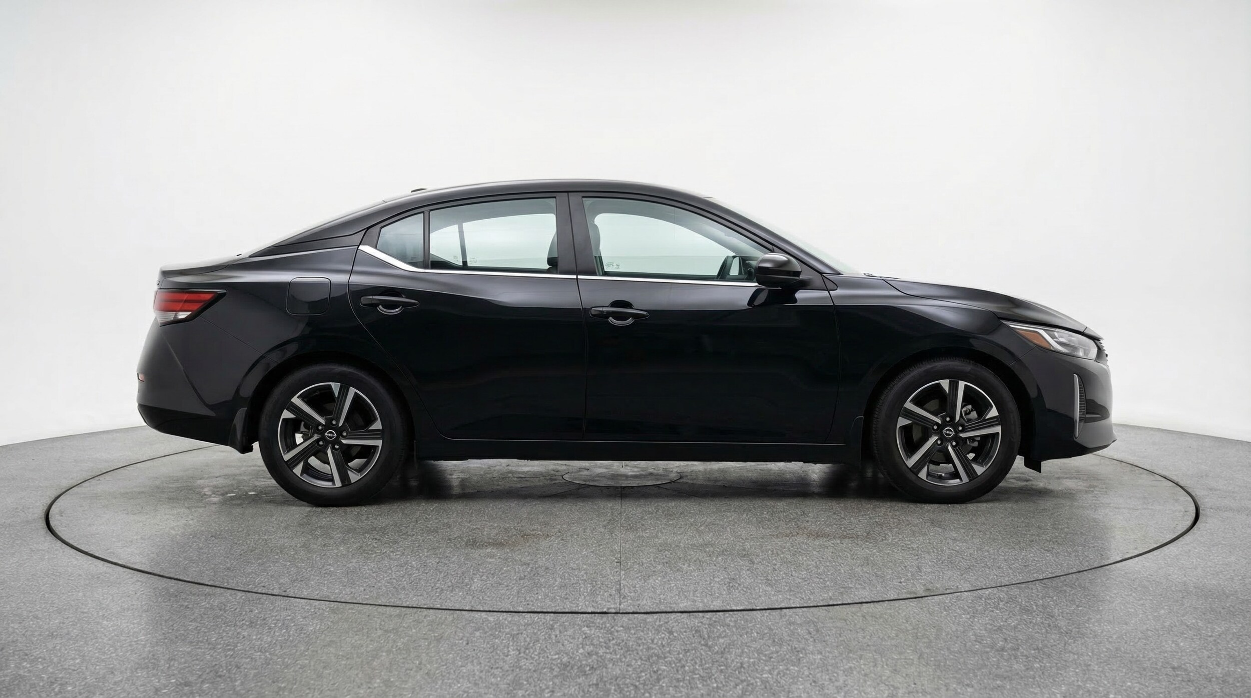 Thumbnail: 2025 Nissan Sentra - 8