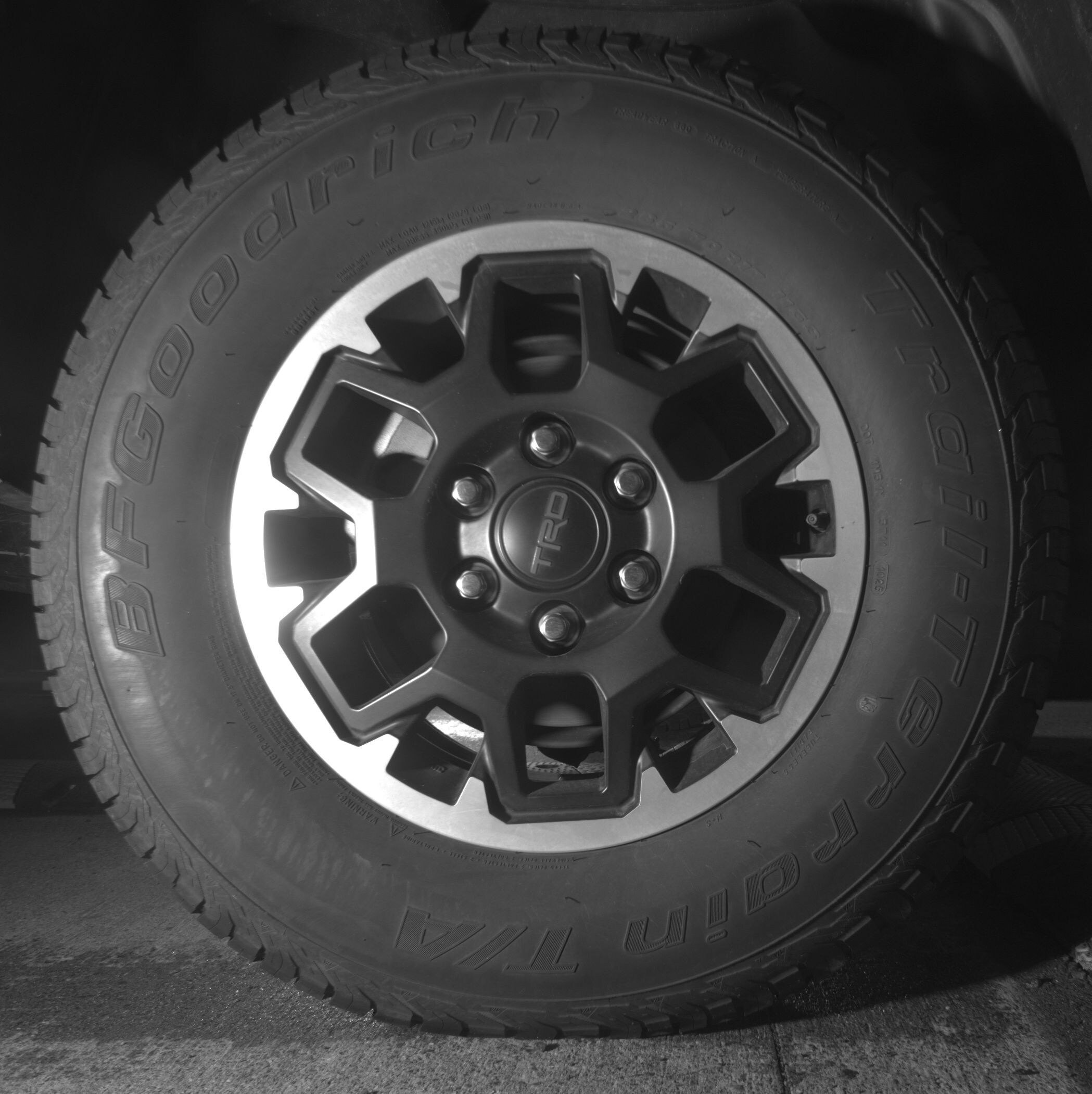 Thumbnail: 2025 Toyota Tacoma - 11