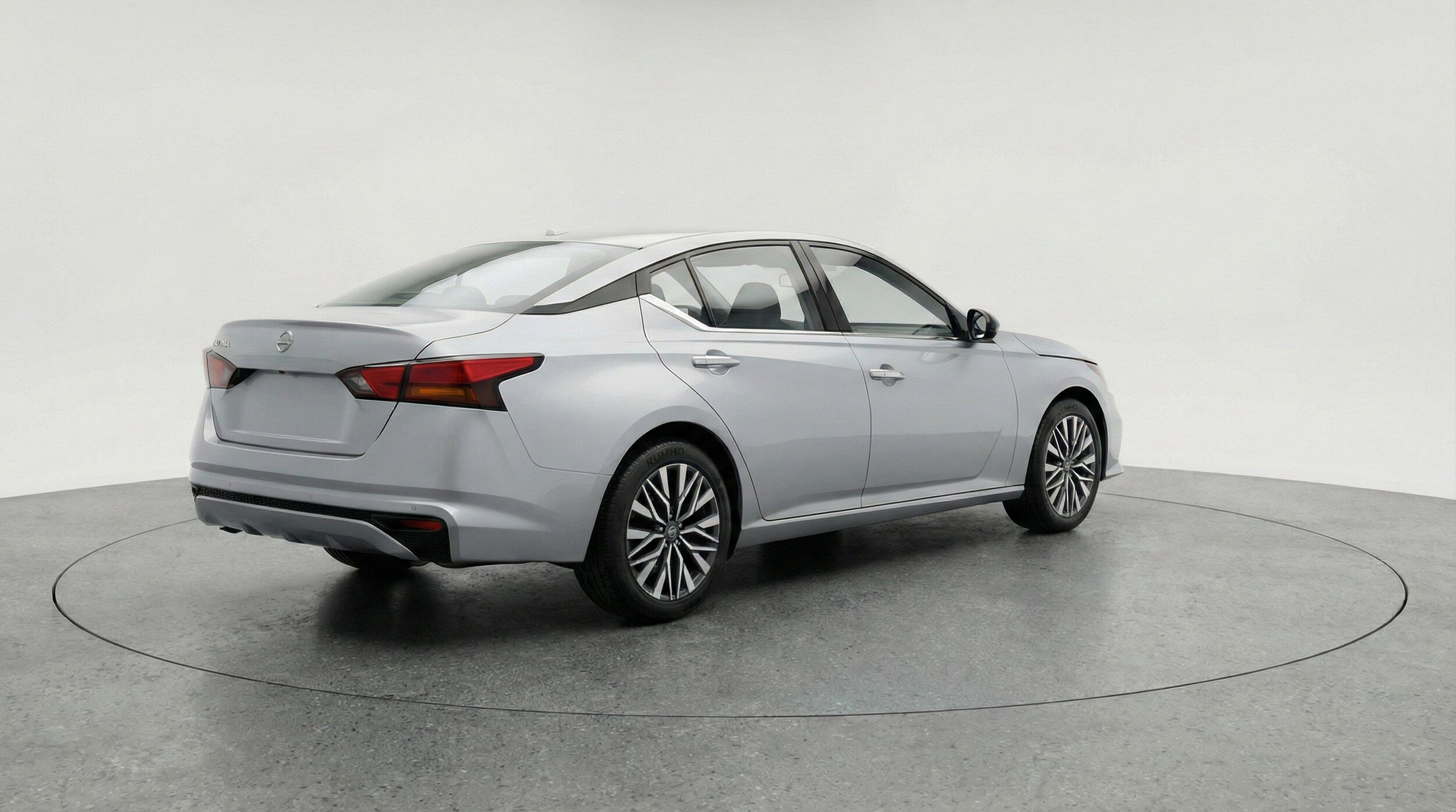 Thumbnail: 2025 Nissan Altima - 9