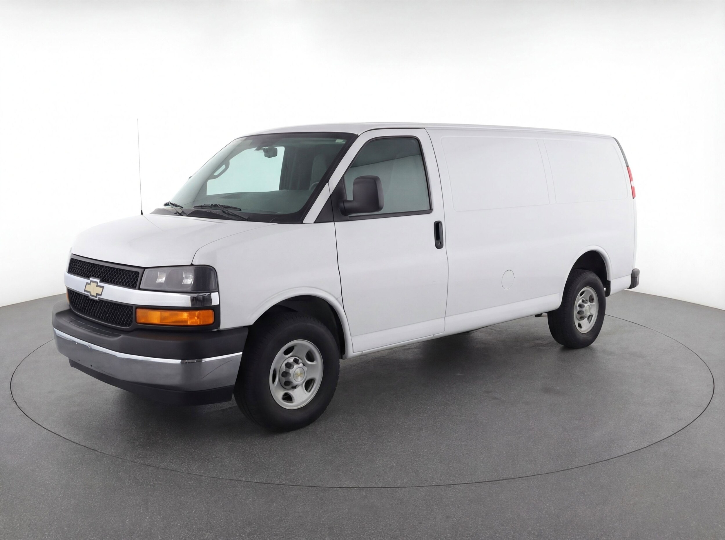 Thumbnail: 2025 Chevrolet Express - 3
