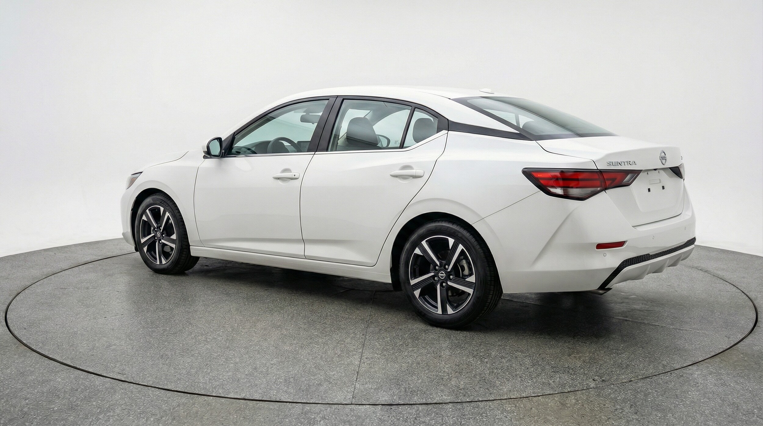 Thumbnail: 2025 Nissan Sentra - 5