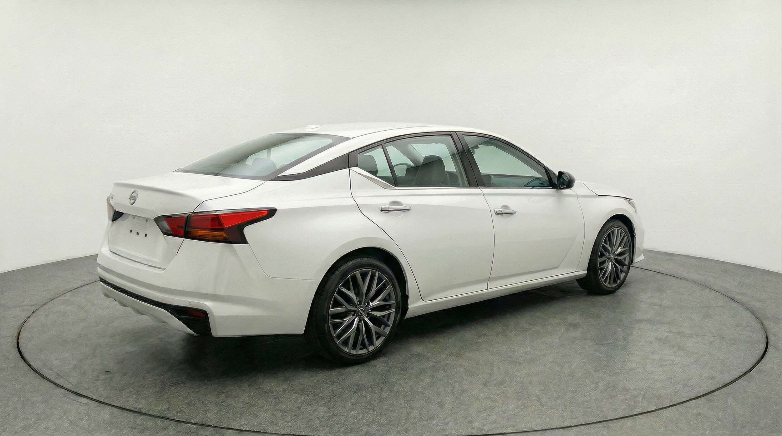 Thumbnail: 2025 Nissan Altima - 7