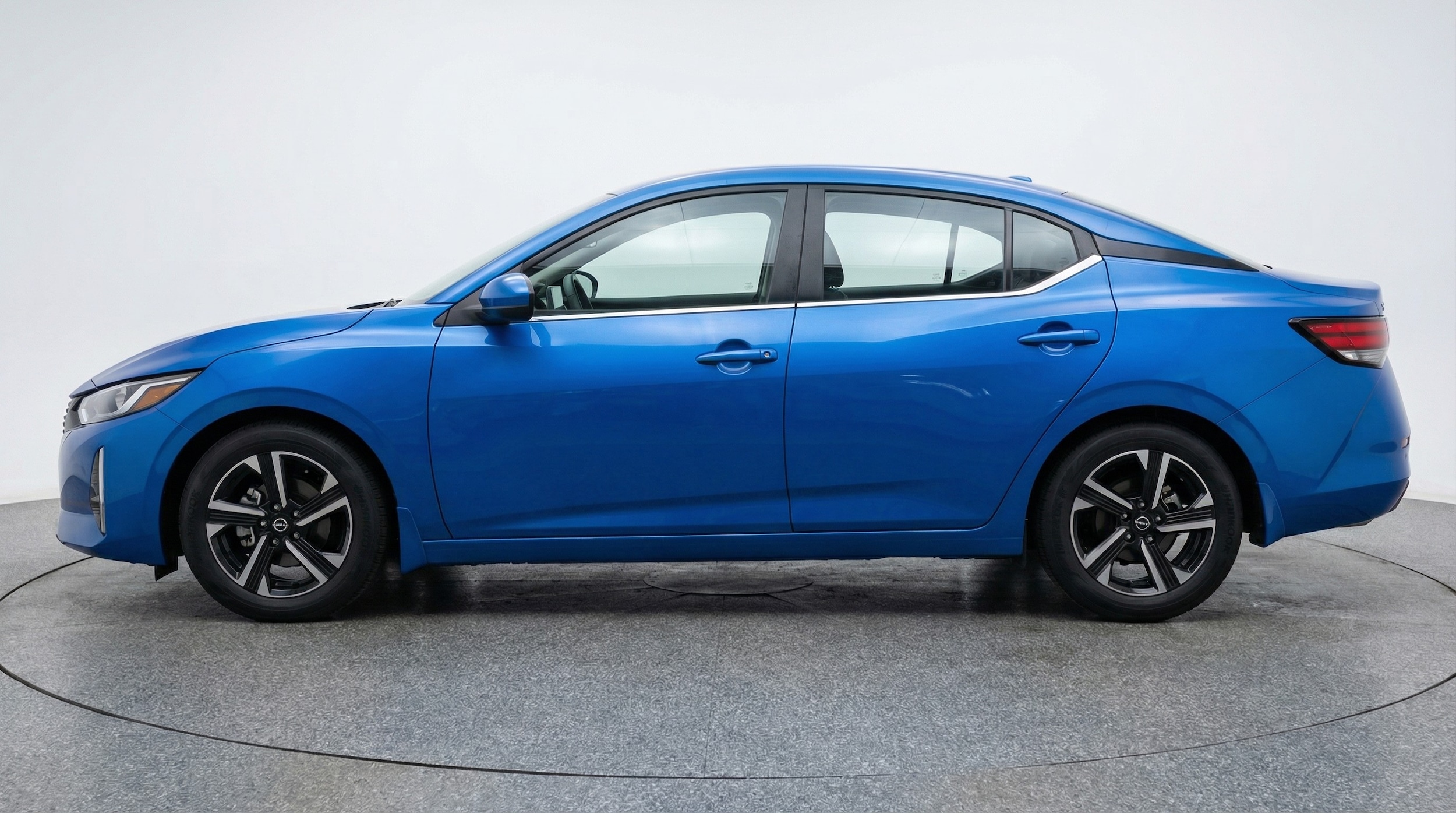 Thumbnail: 2025 Nissan Sentra - 4