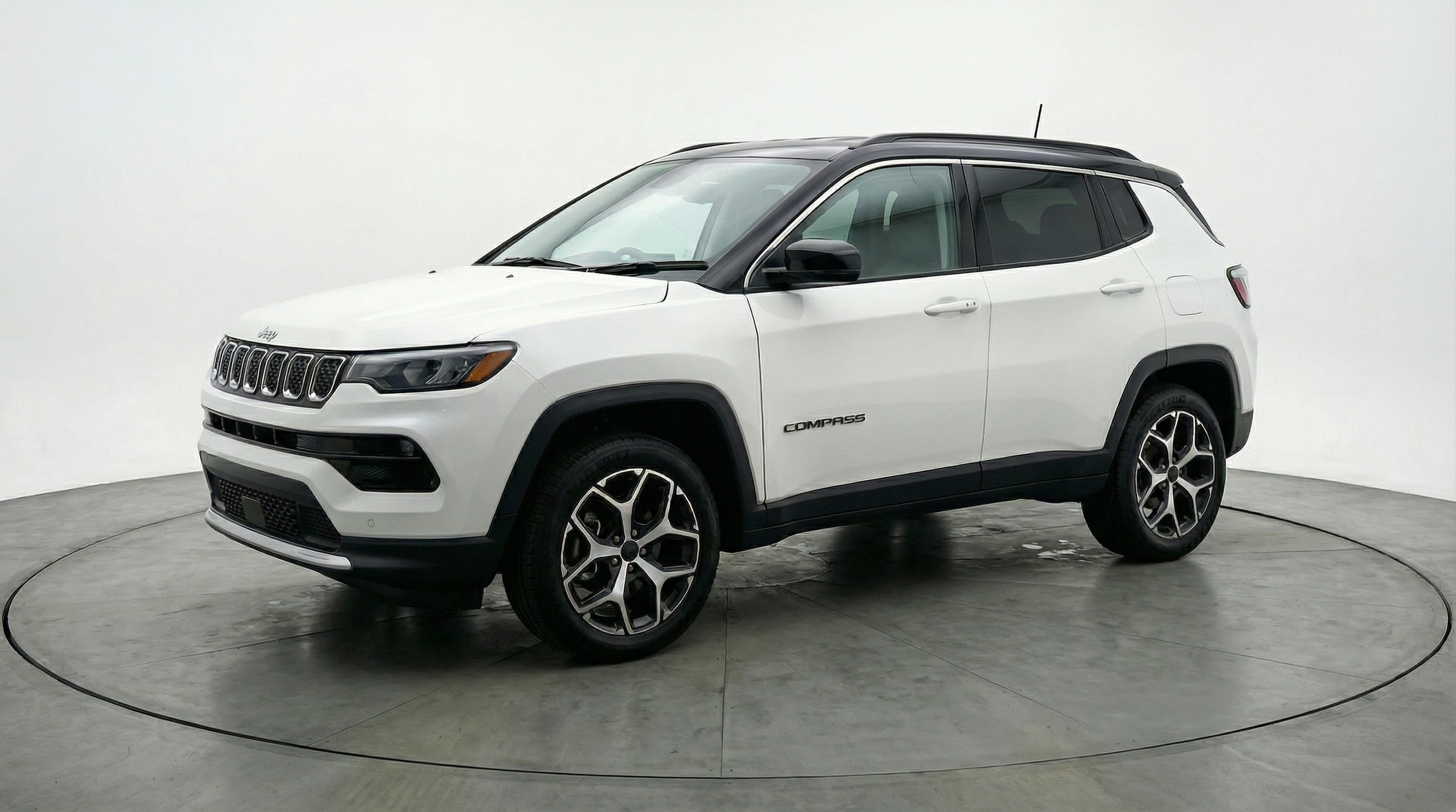 Thumbnail: 2025 Jeep Compass - 3