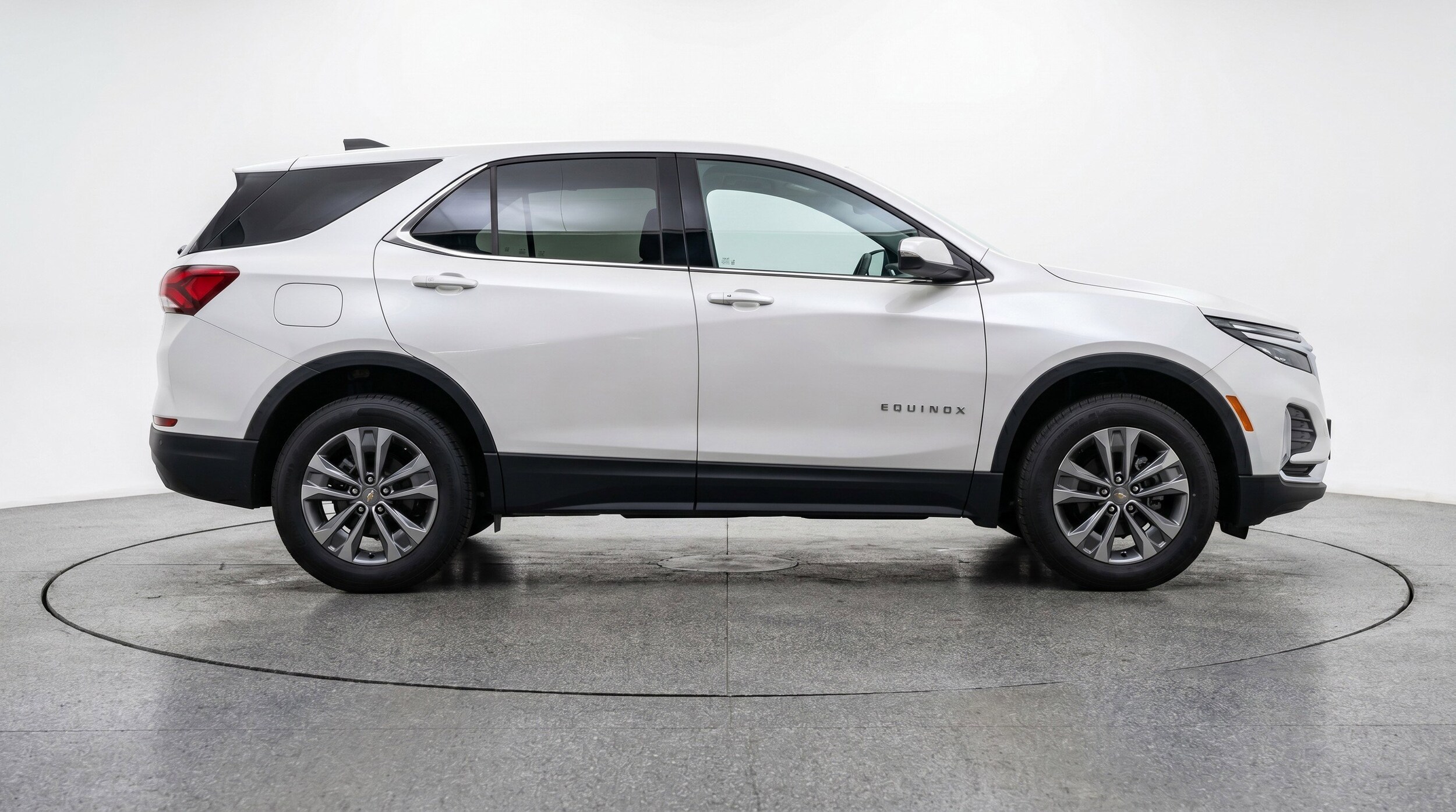 Thumbnail: 2025 Chevrolet Equinox - 11