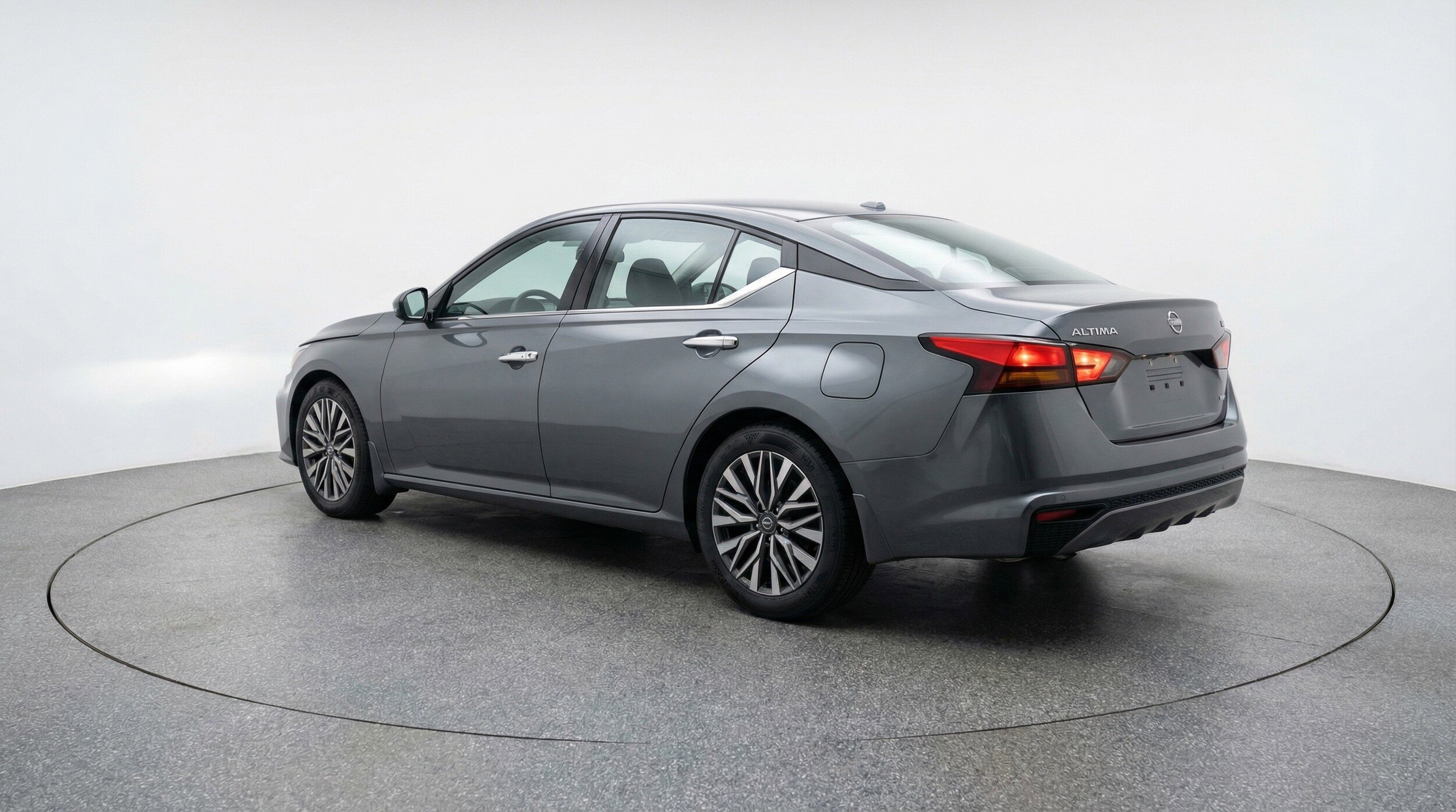 Thumbnail: 2025 Nissan Altima - 6