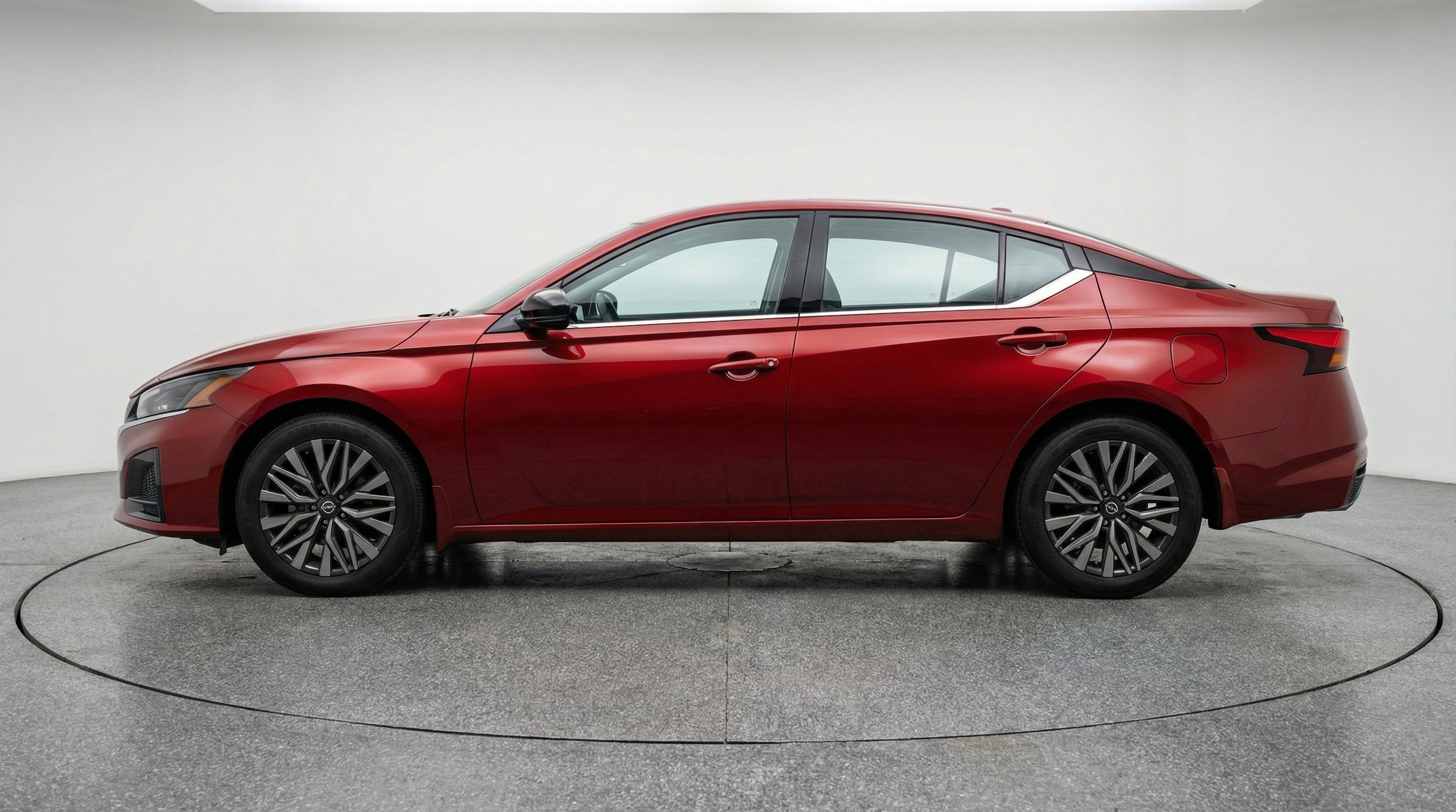Thumbnail: 2025 Nissan Altima - 5