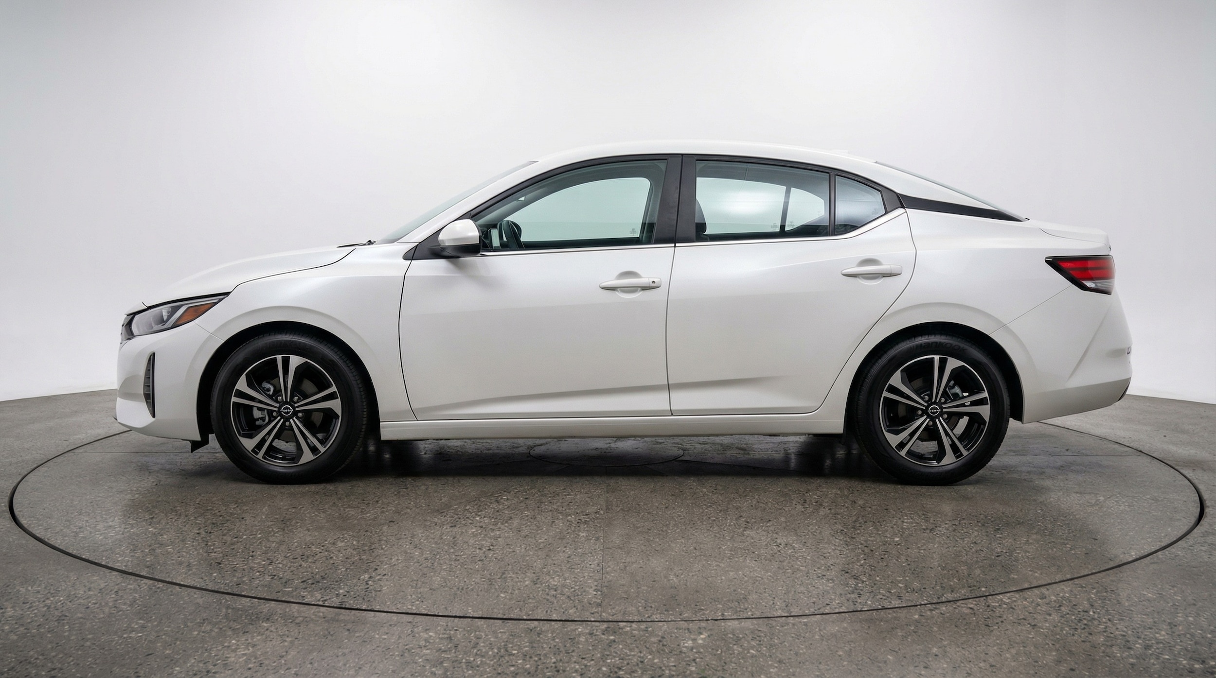 Thumbnail: 2025 Nissan Sentra - 4