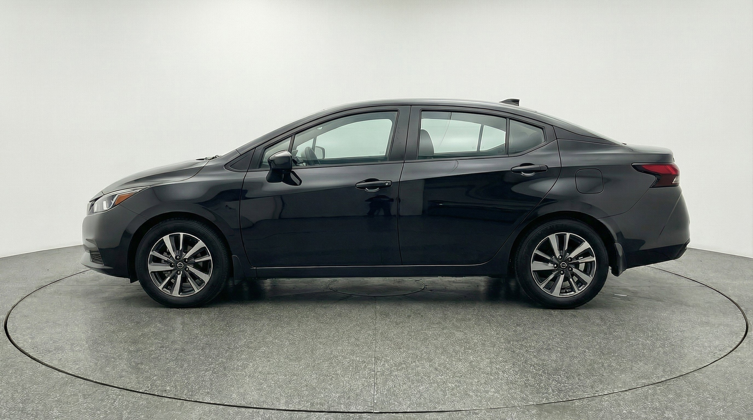 Thumbnail: 2025 Nissan Versa - 5