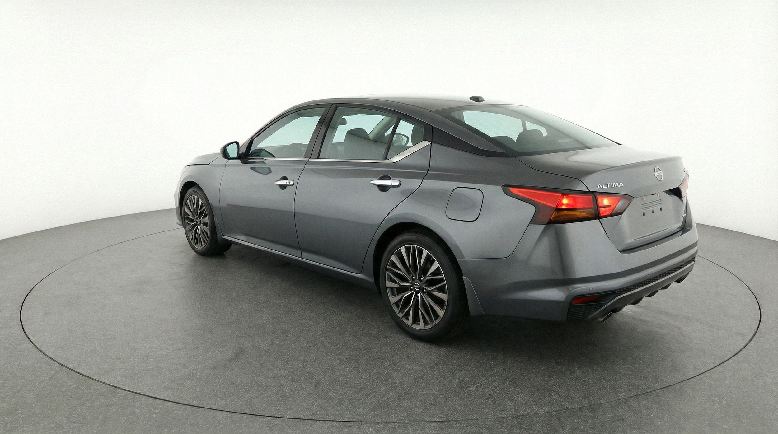 Thumbnail: 2025 Nissan Altima - 6