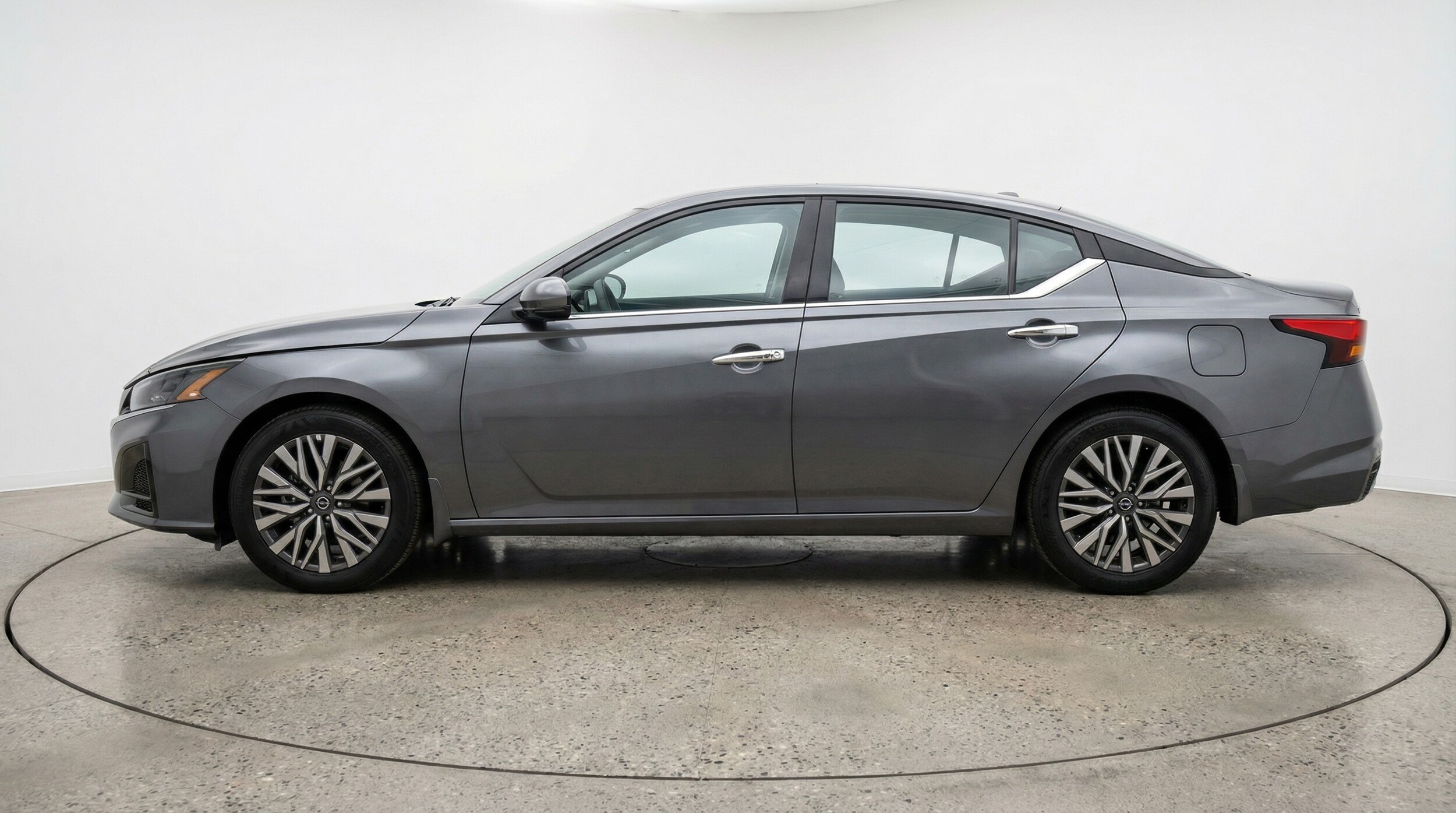 Thumbnail: 2025 Nissan Altima - 4