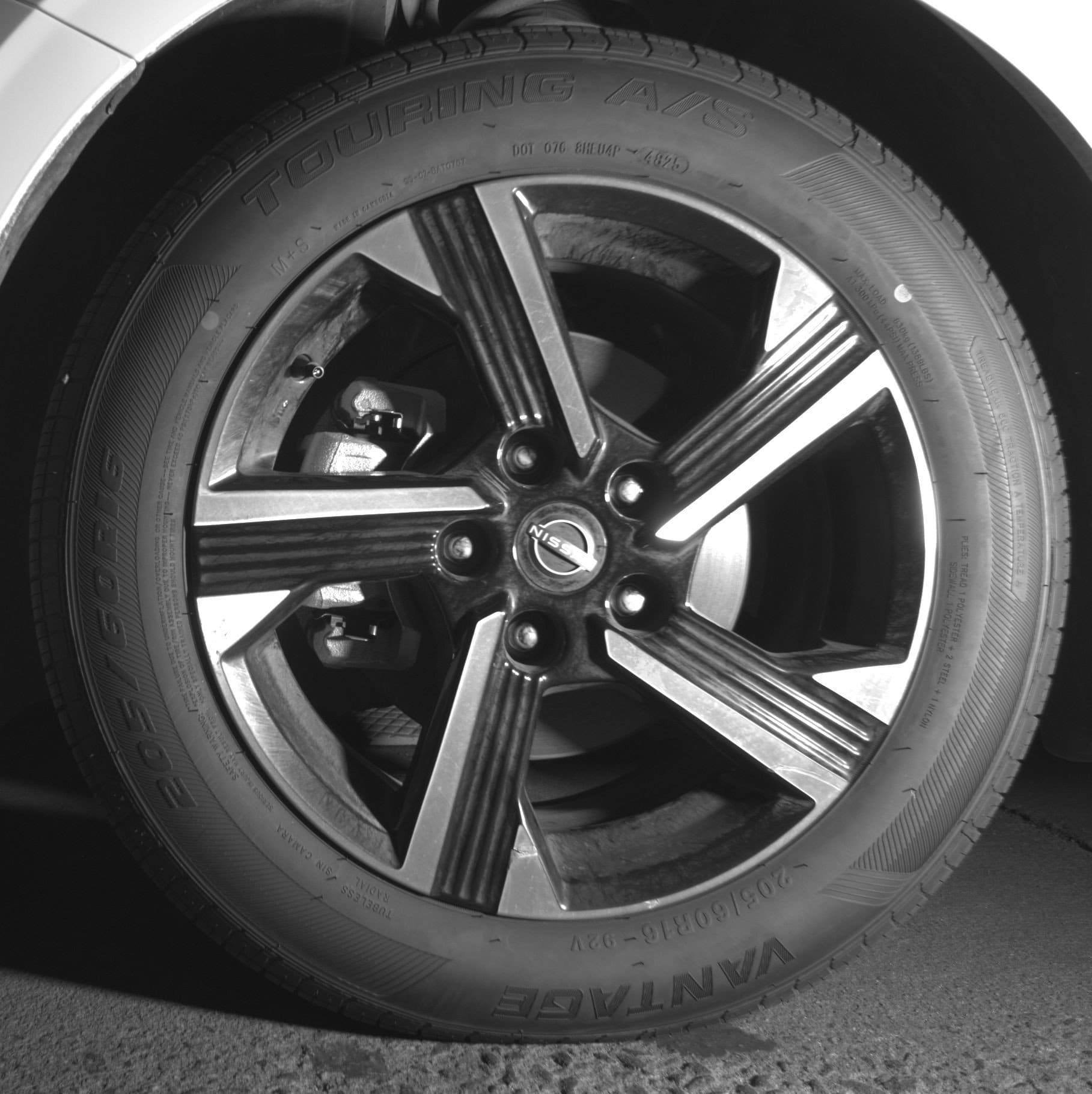 Thumbnail: 2025 Nissan Sentra - 12