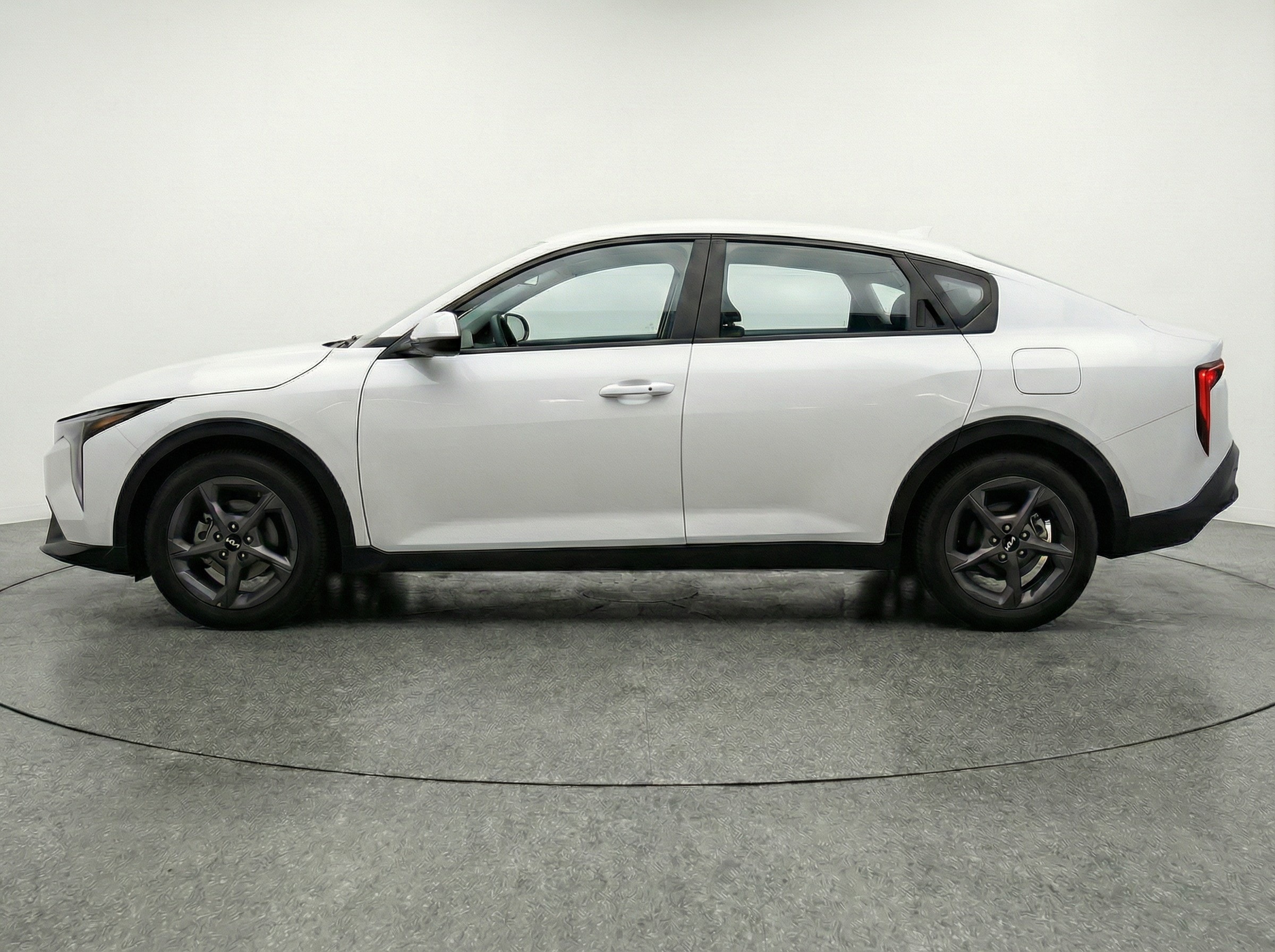 Thumbnail: 2025 Kia K4 - 4