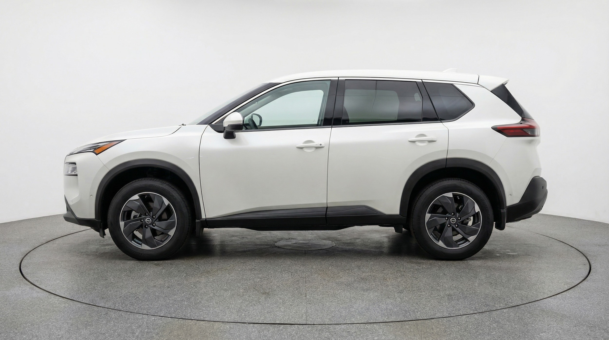 Thumbnail: 2025 Nissan Rogue - 4