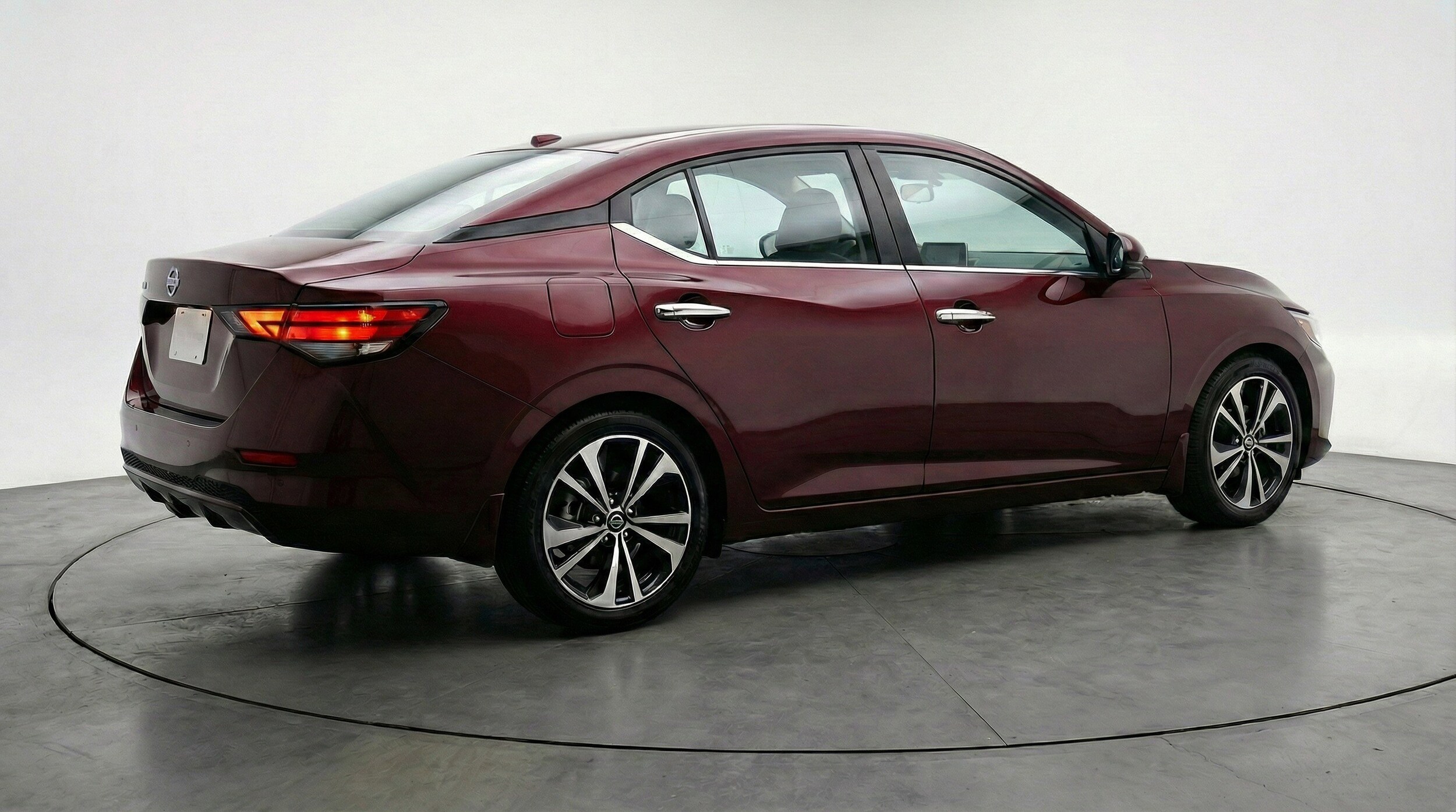 Thumbnail: 2025 Nissan Sentra - 9