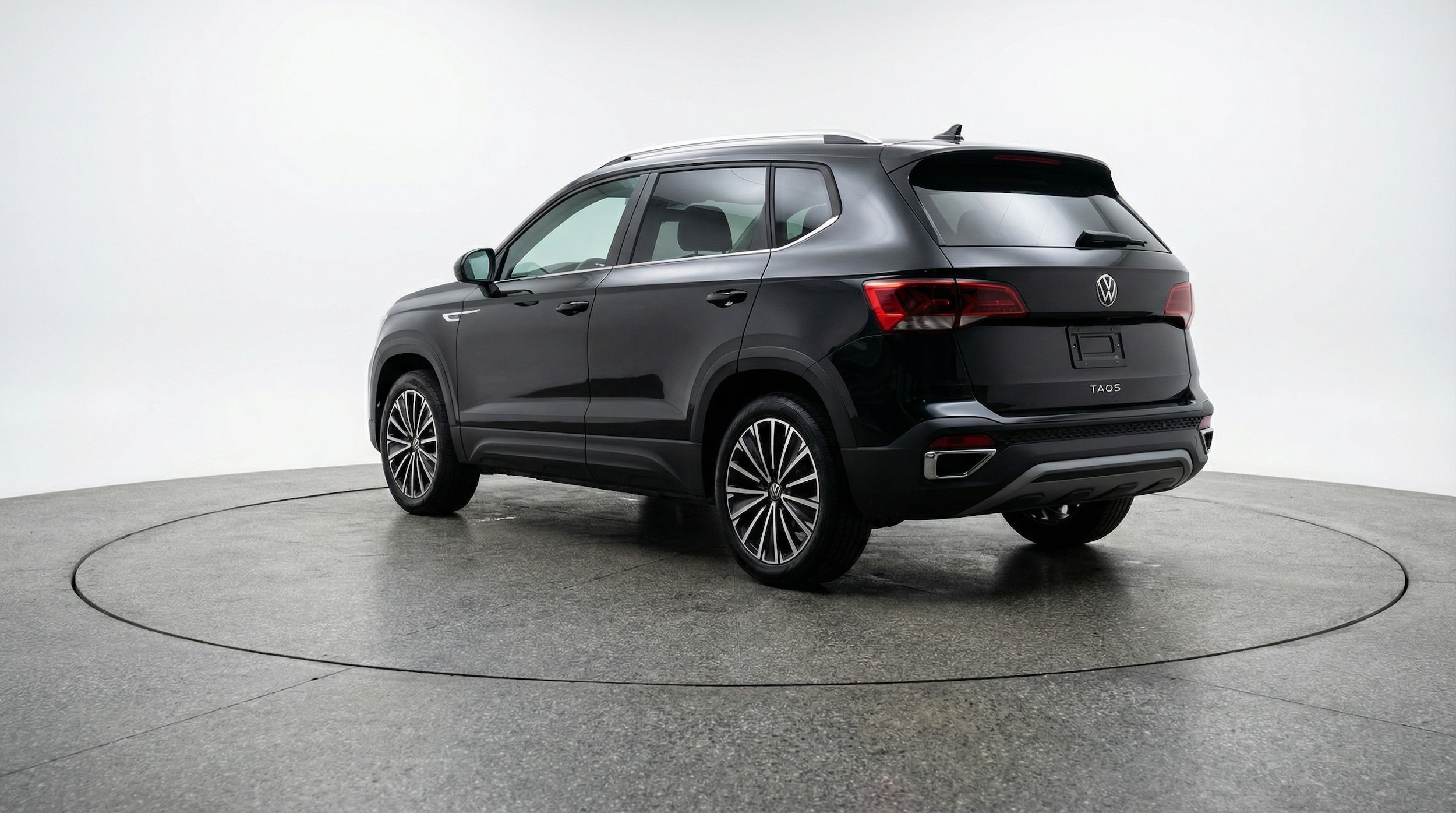 Thumbnail: 2025 Volkswagen Taos - 5