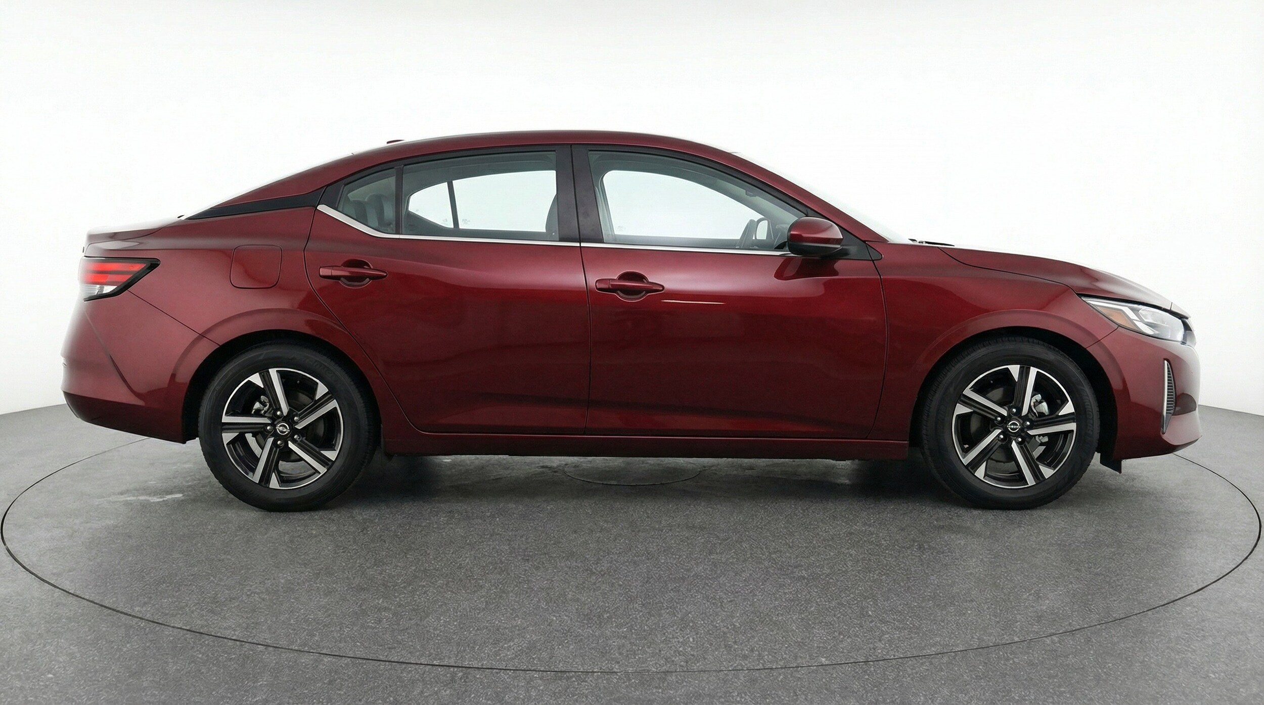 Thumbnail: 2025 Nissan Sentra - 11
