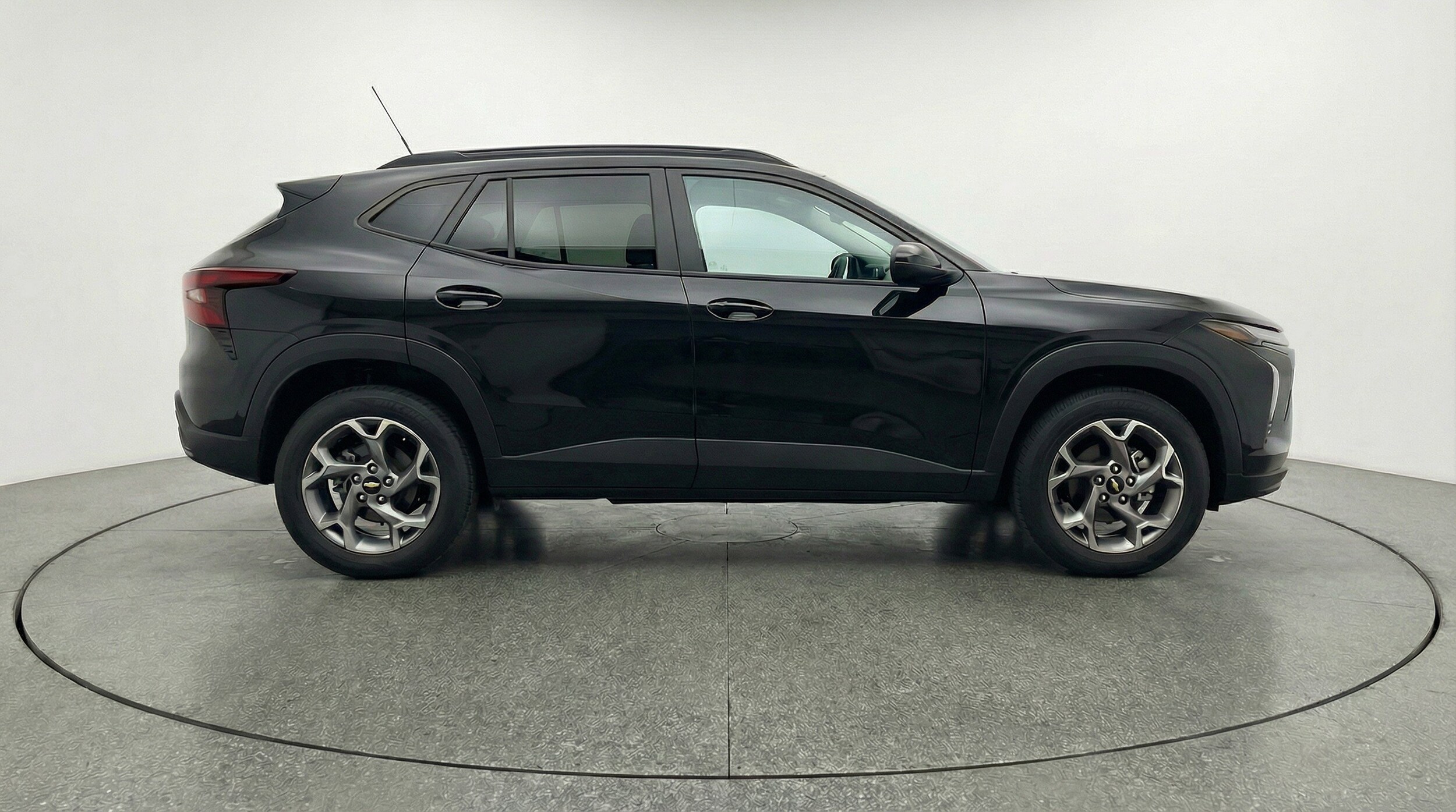 Thumbnail: 2025 Chevrolet Trax - 11