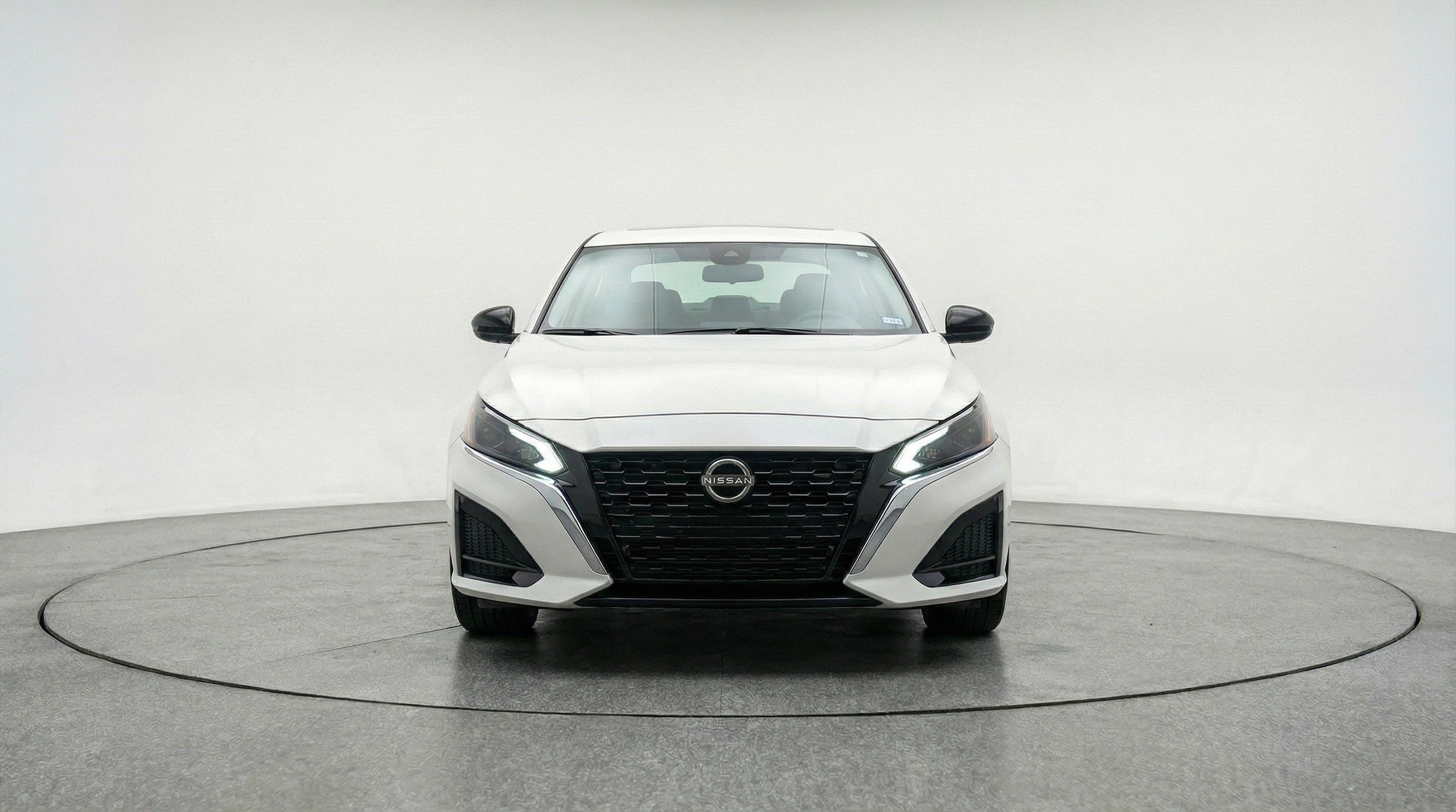 Thumbnail: 2025 Nissan Altima - 2