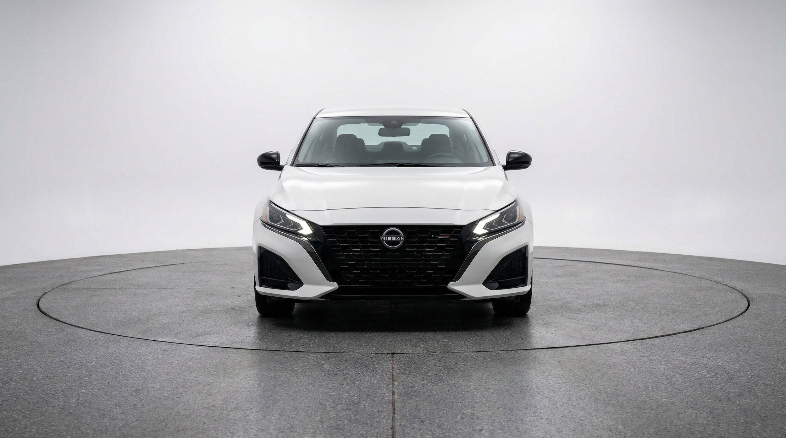 Thumbnail: 2025 Nissan Altima - 2