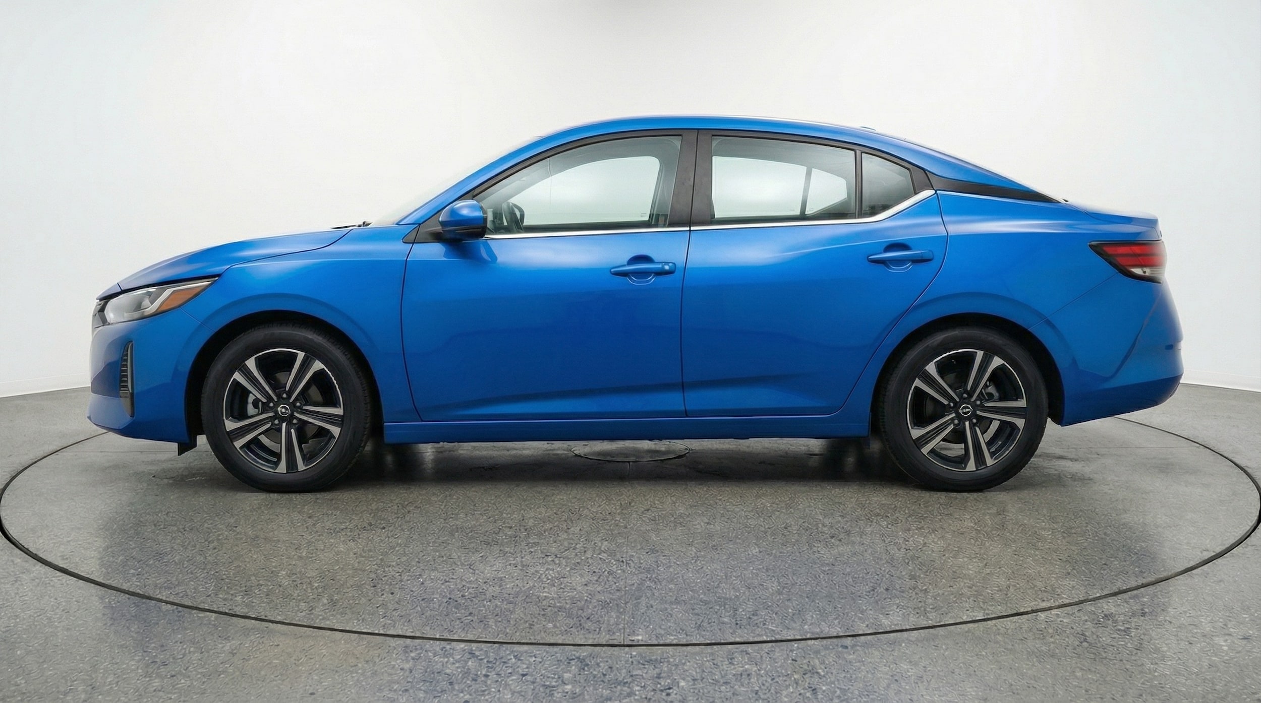 Thumbnail: 2025 Nissan Sentra - 4