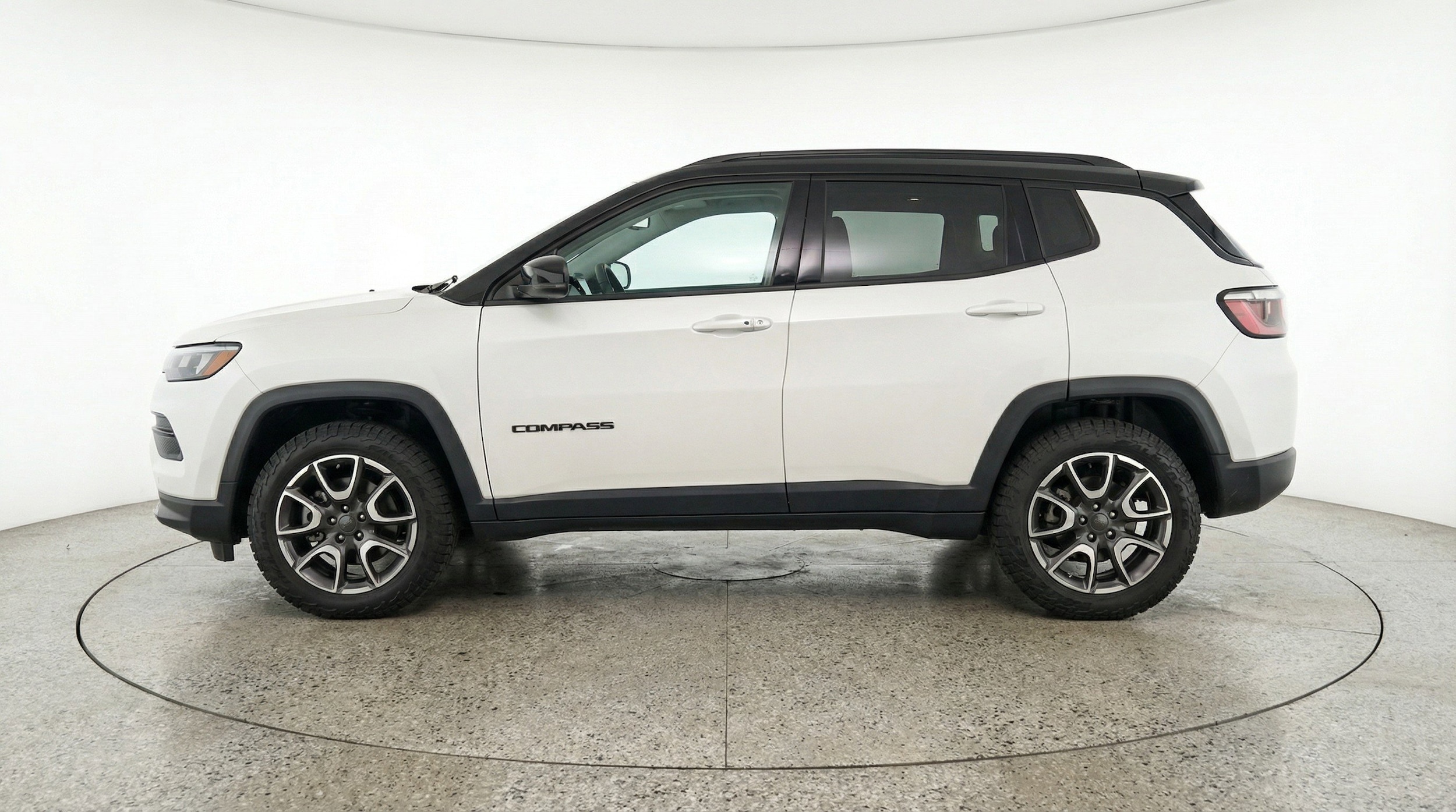 Thumbnail: 2025 Jeep Compass - 5