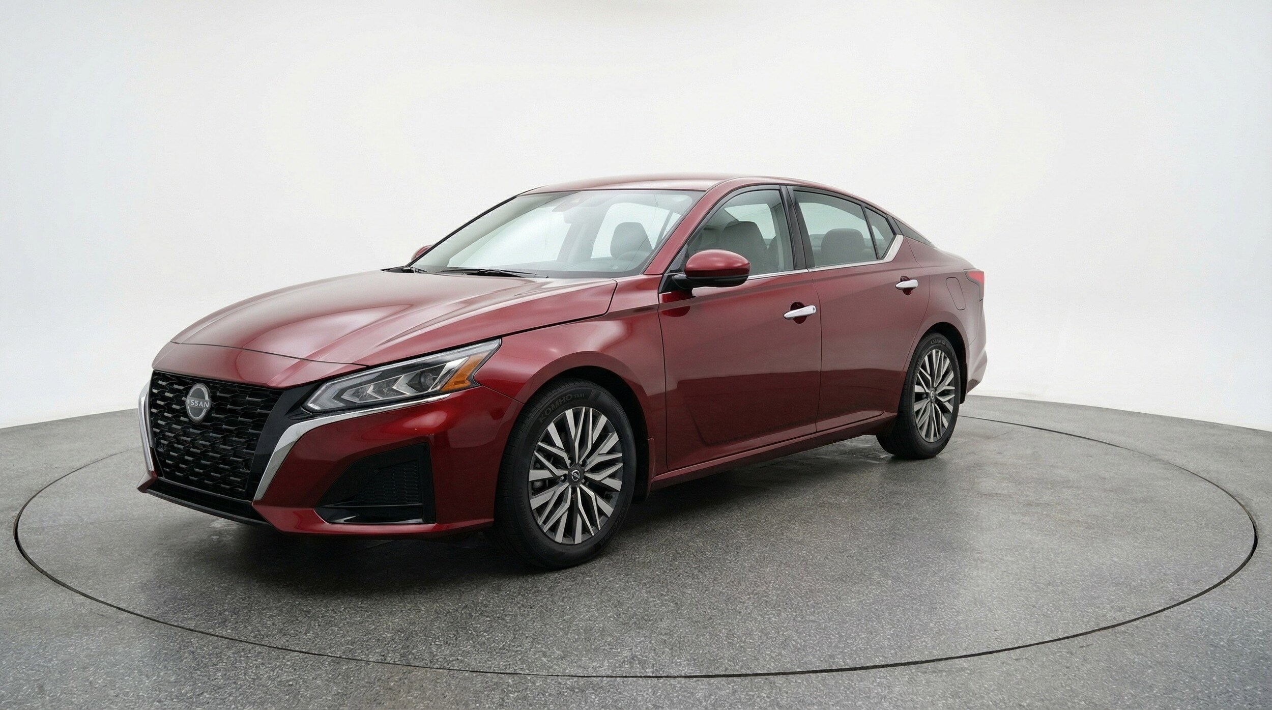 Thumbnail: 2025 Nissan Altima - 3