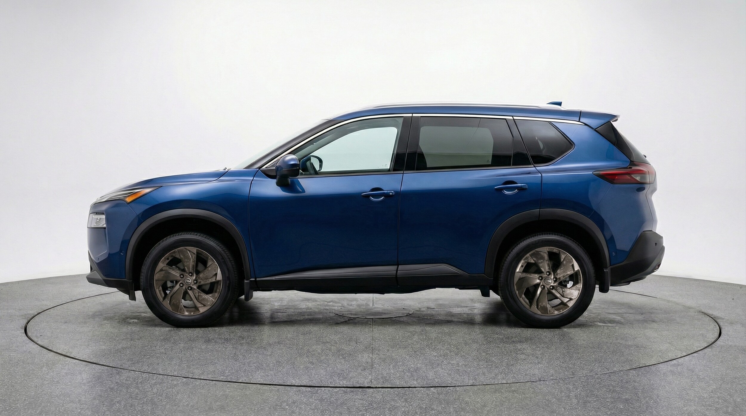 Thumbnail: 2025 Nissan Rogue - 4