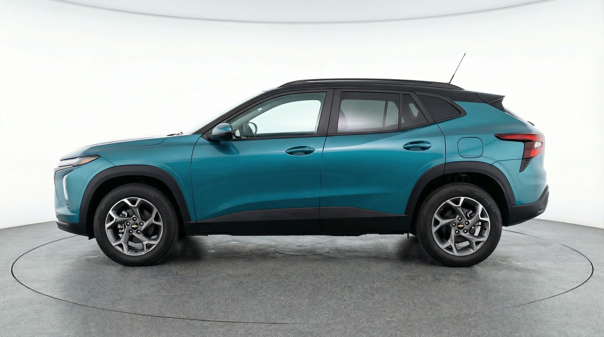 Thumbnail: 2025 Chevrolet Trax - 4