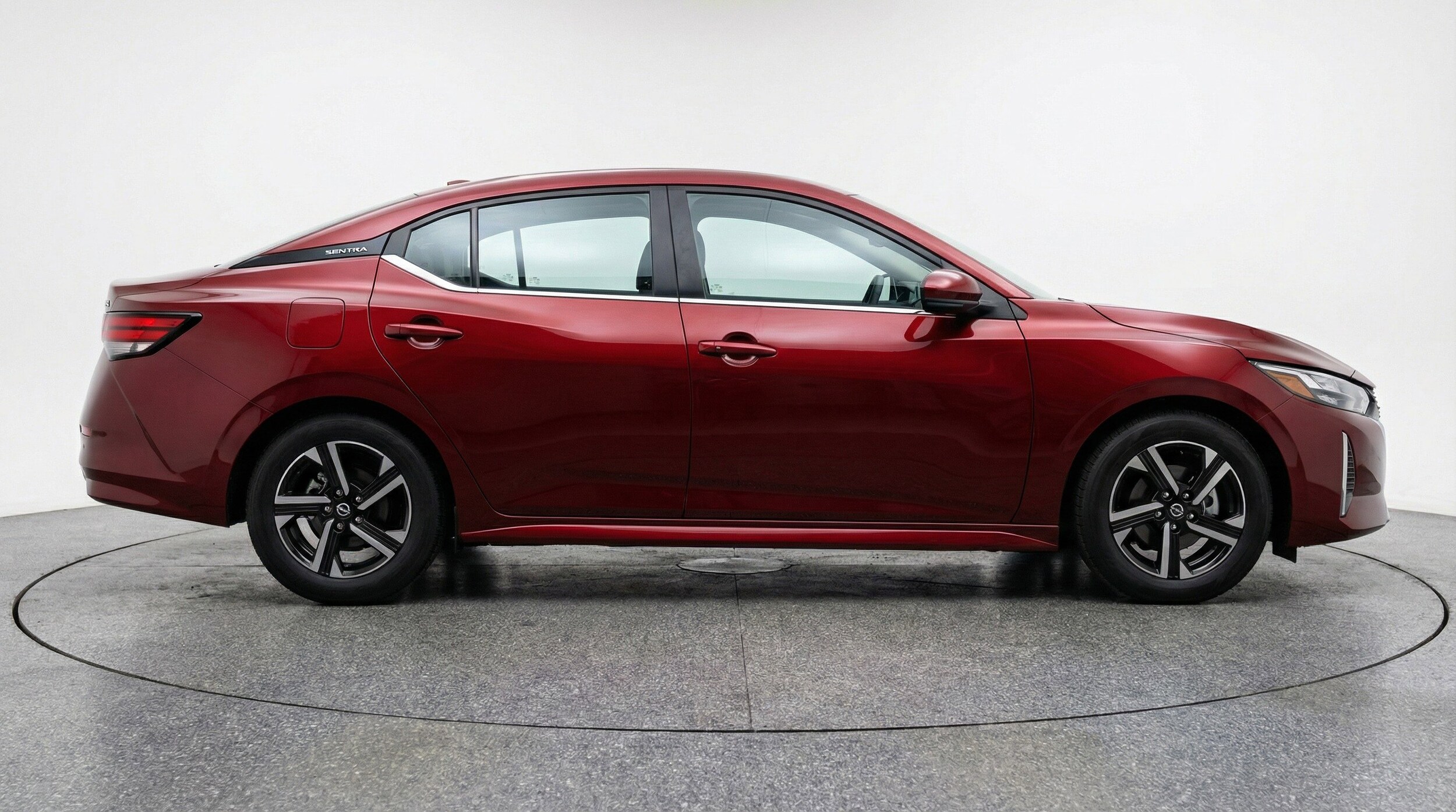 Thumbnail: 2025 Nissan Sentra - 11