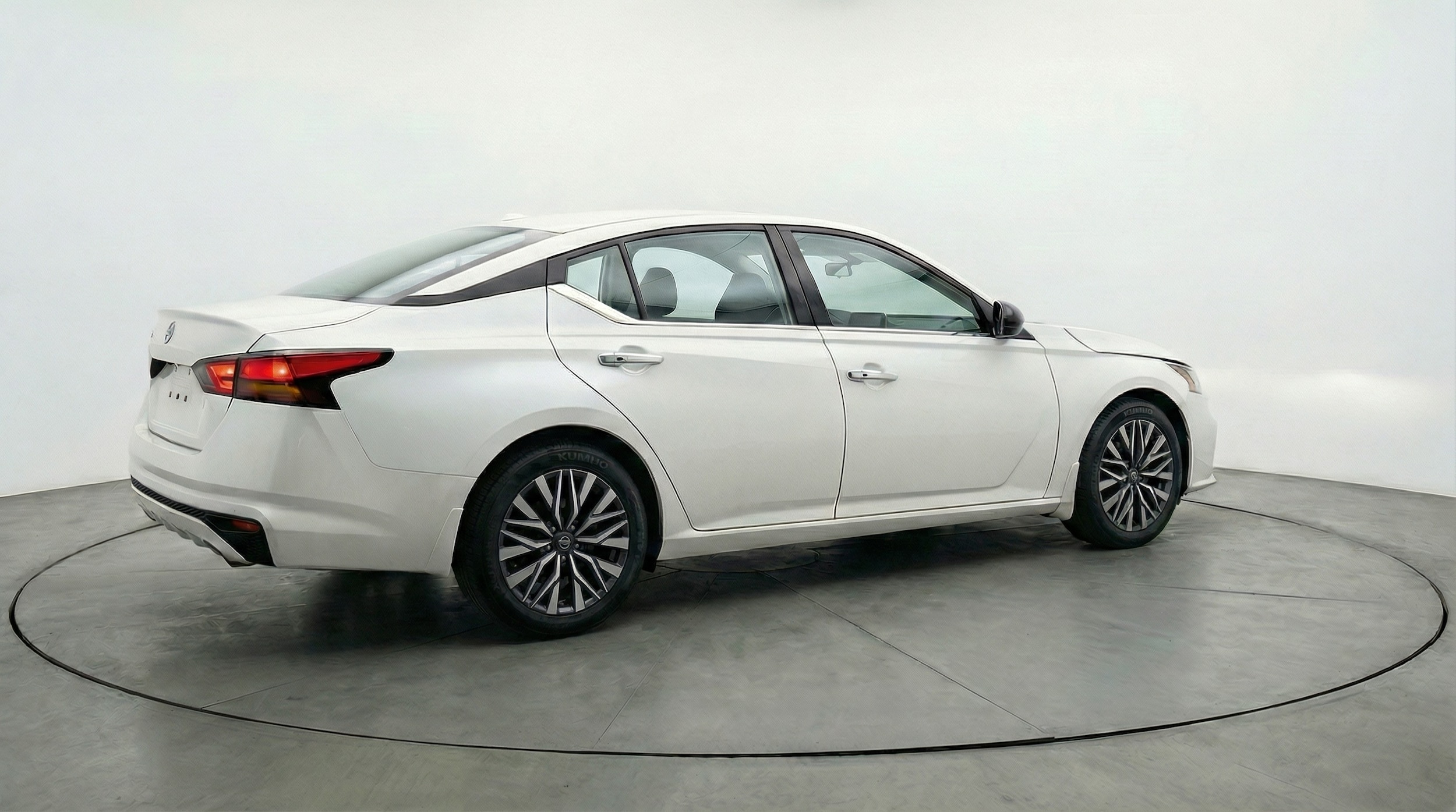 Thumbnail: 2025 Nissan Altima - 7