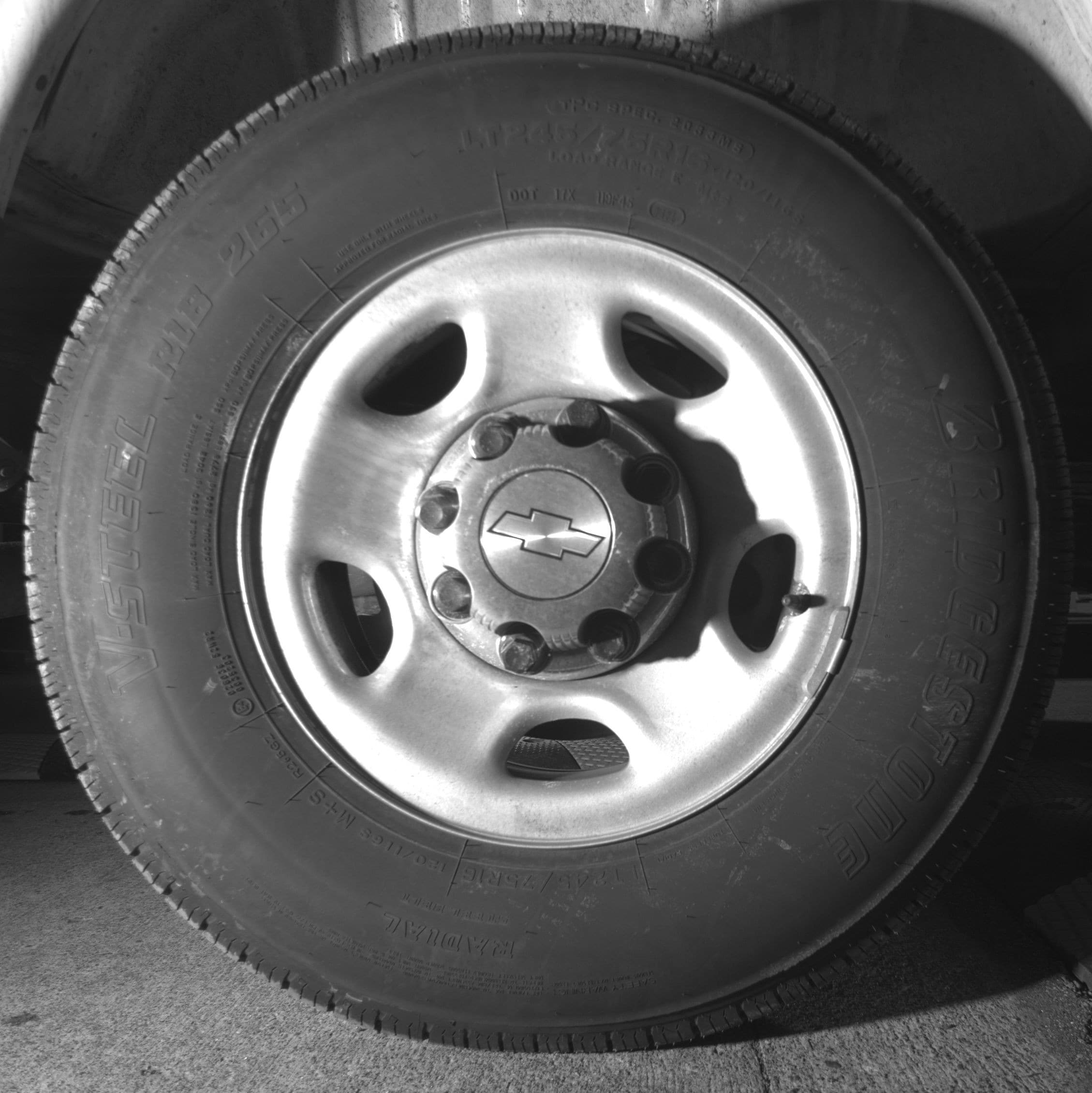 Thumbnail: 2025 Chevrolet Express - 12