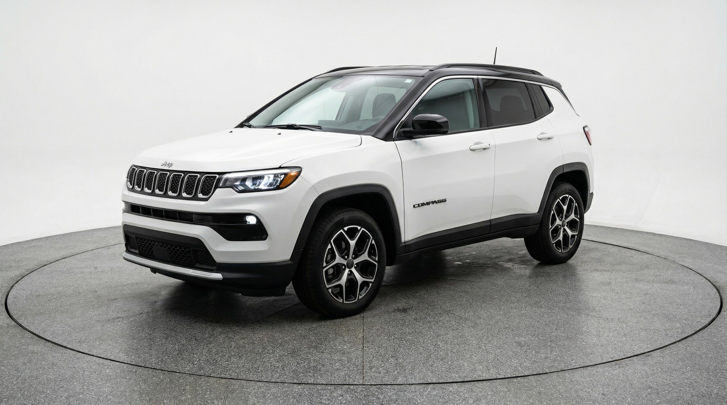 Thumbnail: 2025 Jeep Compass - 3
